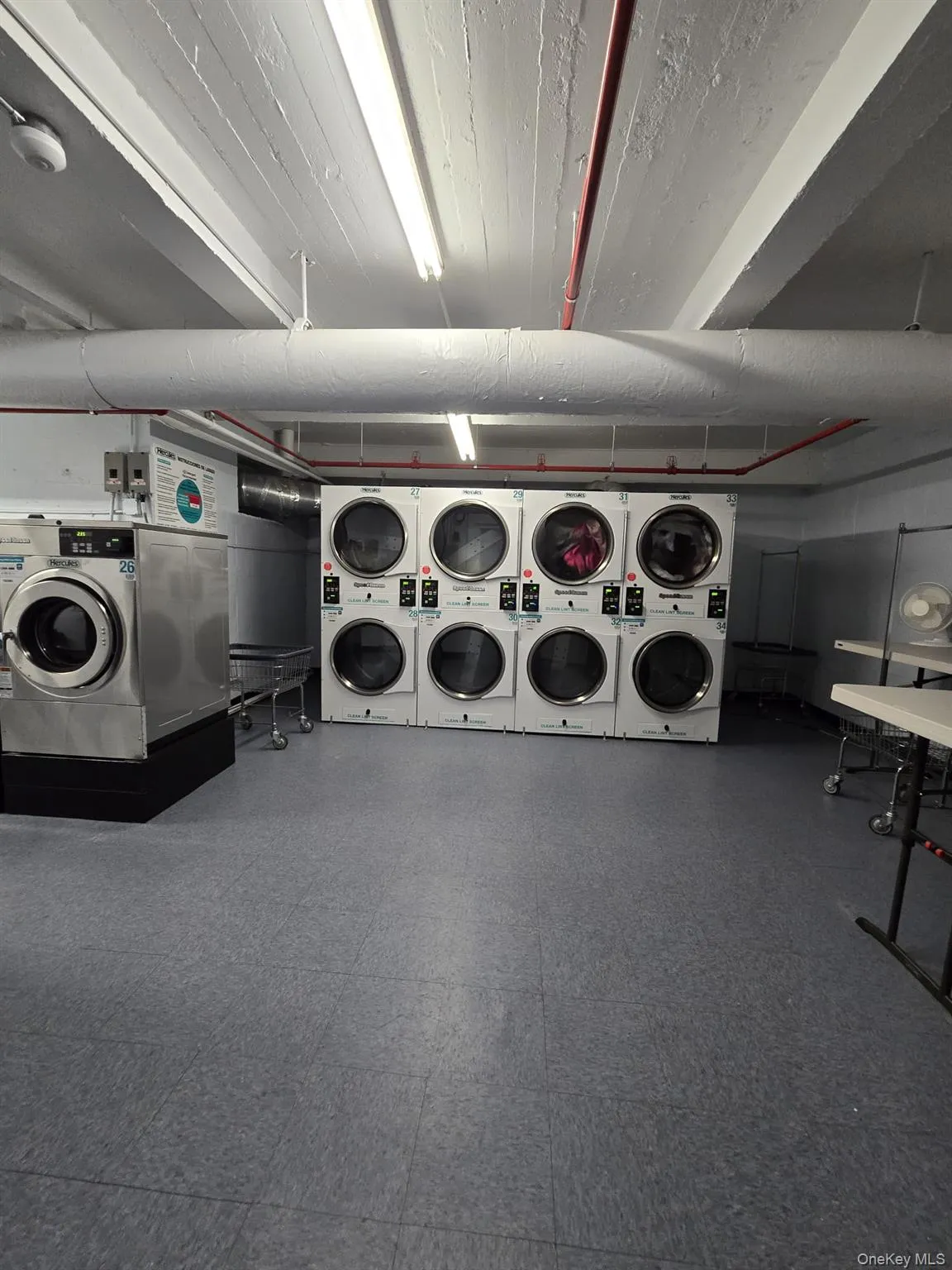 226-26 Union Turnpike, New York, NY, 2 Bedrooms Bedrooms, 5 Rooms Rooms,1 BathroomBathrooms,Residential,For Rent,Union Turnpike,0,KEY964364 226-26 Union Turnpike, New York, NY, 2 Bedrooms Bedrooms, 5 Rooms Rooms,1 BathroomBathrooms,Residential,For Rent,Union Turnpike,0,KEY964364