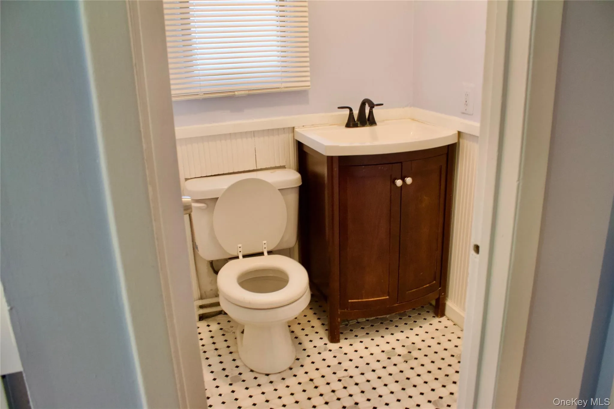 927 Jackson Avenue, Babylon, NY, 1 Bedroom Bedrooms, 4 Rooms Rooms,1 BathroomBathrooms,Residential Lease,For Rent,Jackson,0,964365 927 Jackson Avenue, Babylon, NY, 1 Bedroom Bedrooms, 4 Rooms Rooms,1 BathroomBathrooms,Residential Lease,For Rent,Jackson,0,964365
