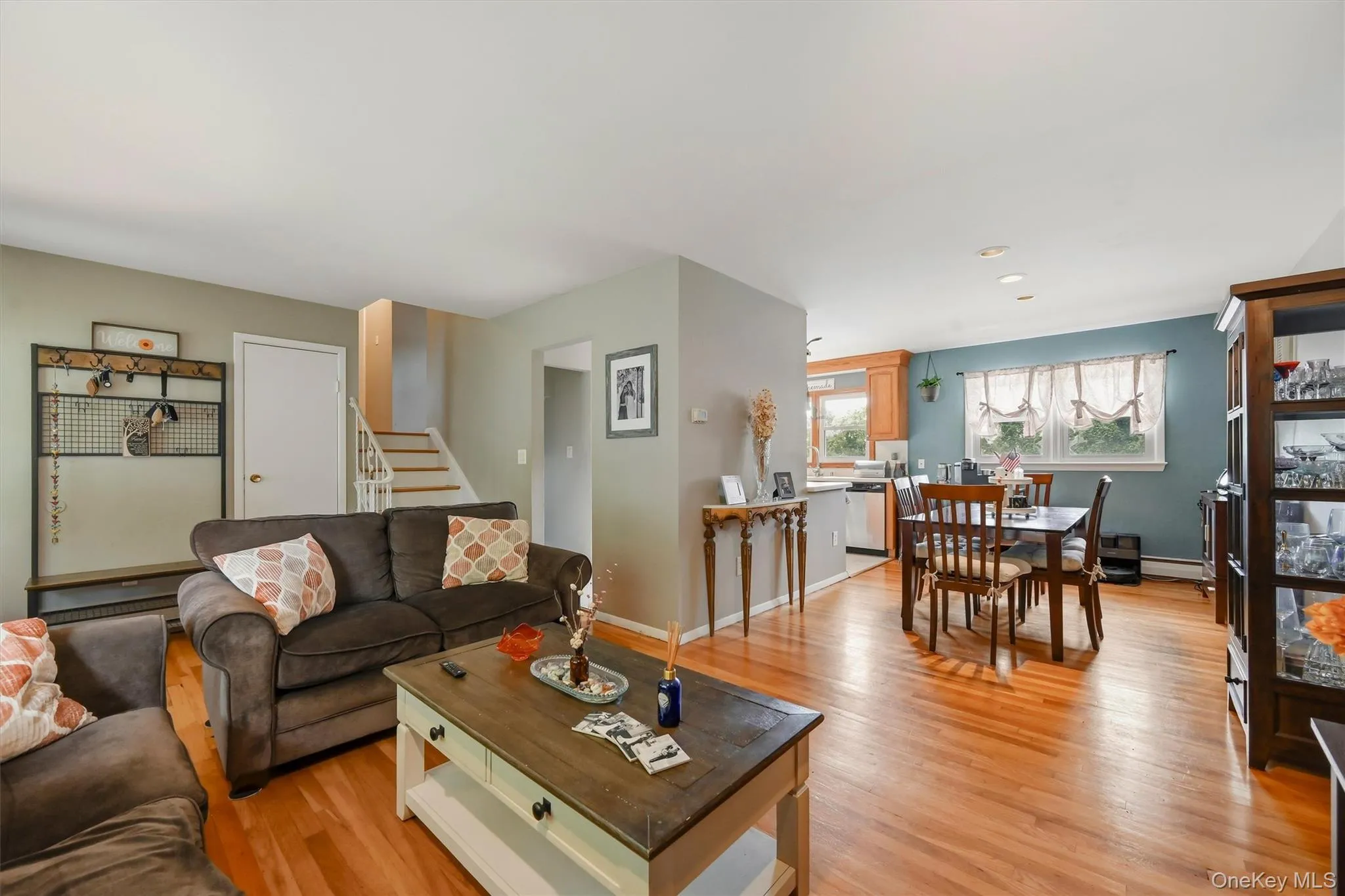 7 Tamarac Lane, Stony Point, NY, 3 Bedrooms Bedrooms, 8 Rooms Rooms,2 BathroomsBathrooms,Residential,For Rent,Tamarac,0,964376 7 Tamarac Lane, Stony Point, NY, 3 Bedrooms Bedrooms, 8 Rooms Rooms,2 BathroomsBathrooms,Residential,For Rent,Tamarac,0,964376