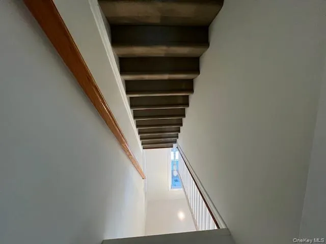 8 Dunes Lane, North Hempstead, NY, 2 Bedrooms Bedrooms, 4 Rooms Rooms,1 BathroomBathrooms,Residential Lease,For Rent,Dunes,0,964378 8 Dunes Lane, North Hempstead, NY, 2 Bedrooms Bedrooms, 4 Rooms Rooms,1 BathroomBathrooms,Residential Lease,For Rent,Dunes,0,964378