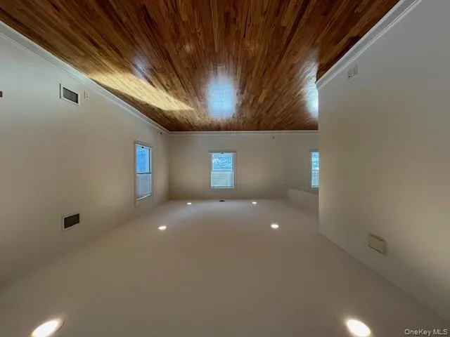 8 Dunes Lane, North Hempstead, NY, 2 Bedrooms Bedrooms, 4 Rooms Rooms,1 BathroomBathrooms,Residential Lease,For Rent,Dunes,0,964378 8 Dunes Lane, North Hempstead, NY, 2 Bedrooms Bedrooms, 4 Rooms Rooms,1 BathroomBathrooms,Residential Lease,For Rent,Dunes,0,964378