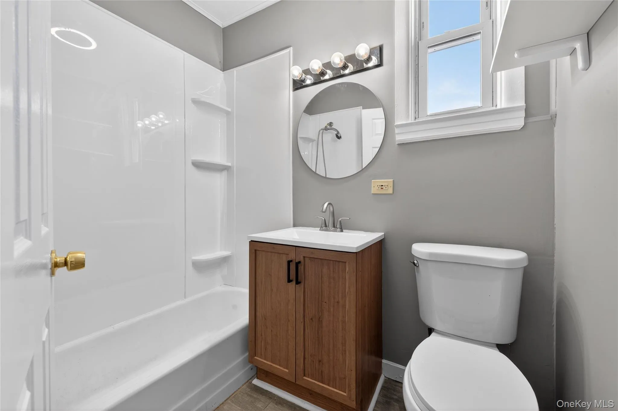 644 Northville Turnpike, Riverhead, NY, 3 Bedrooms Bedrooms, 7 Rooms Rooms,1 BathroomBathrooms,Residential Lease,For Rent,Northville,0,964381 644 Northville Turnpike, Riverhead, NY, 3 Bedrooms Bedrooms, 7 Rooms Rooms,1 BathroomBathrooms,Residential Lease,For Rent,Northville,0,964381