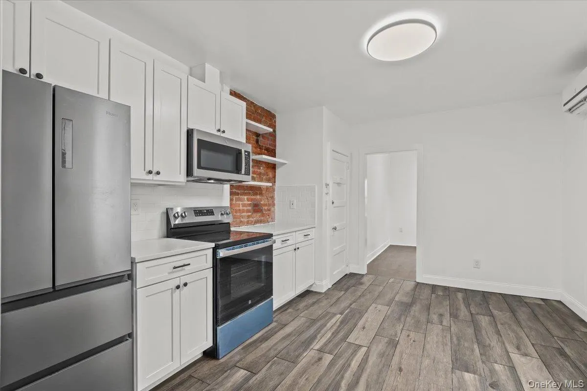 7 Dunwoodie Street, Eastchester, NY, 1 Bedroom Bedrooms, 3 Room Rooms,1 BathroomBathrooms,Residential Lease,For Rent,Dunwoodie,0,964386 7 Dunwoodie Street, Eastchester, NY, 1 Bedroom Bedrooms, 3 Room Rooms,1 BathroomBathrooms,Residential Lease,For Rent,Dunwoodie,0,964386