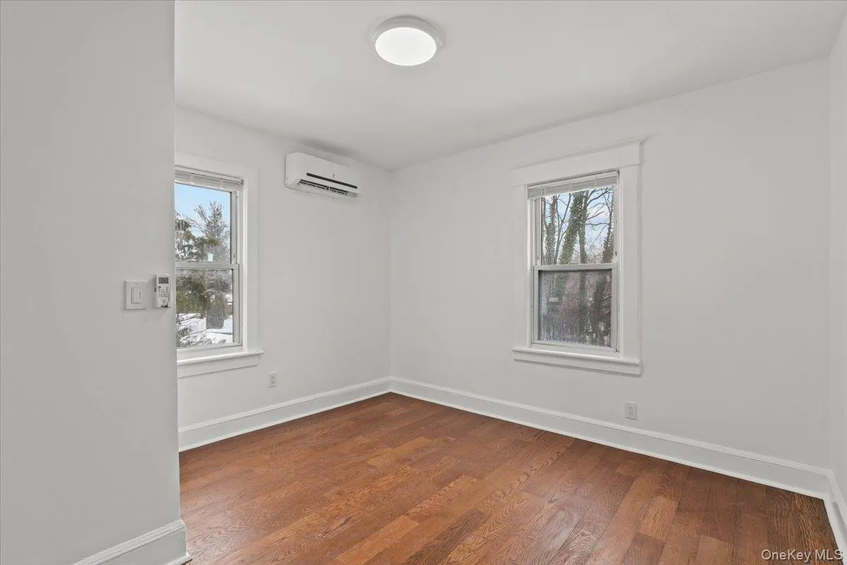 7 Dunwoodie Street, Eastchester, NY, 1 Bedroom Bedrooms, 3 Rooms Rooms,1 BathroomBathrooms,Residential Lease,For Rent,Dunwoodie,0,964386 7 Dunwoodie Street, Eastchester, NY, 1 Bedroom Bedrooms, 3 Rooms Rooms,1 BathroomBathrooms,Residential Lease,For Rent,Dunwoodie,0,964386