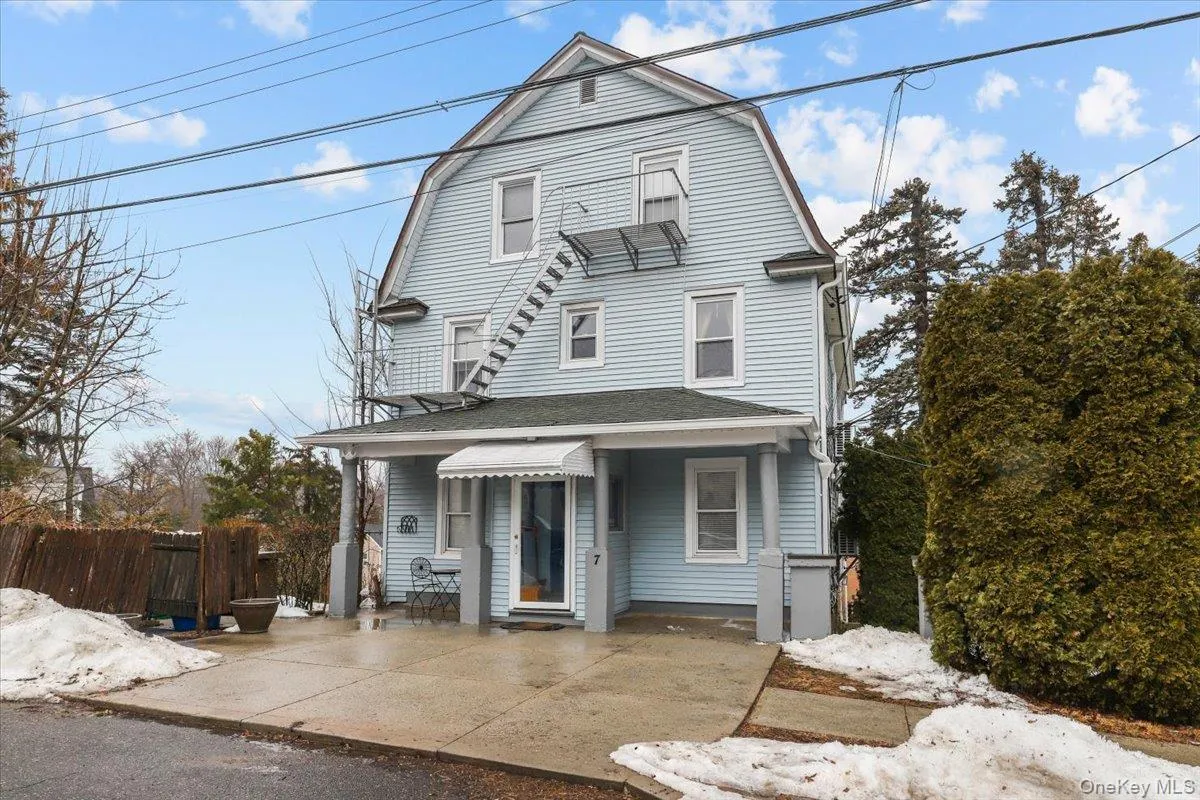 7 Dunwoodie Street, Eastchester, NY, 1 Bedroom Bedrooms, 3 Rooms Rooms,1 BathroomBathrooms,Residential Lease,For Rent,Dunwoodie,0,964386 7 Dunwoodie Street, Eastchester, NY, 1 Bedroom Bedrooms, 3 Rooms Rooms,1 BathroomBathrooms,Residential Lease,For Rent,Dunwoodie,0,964386