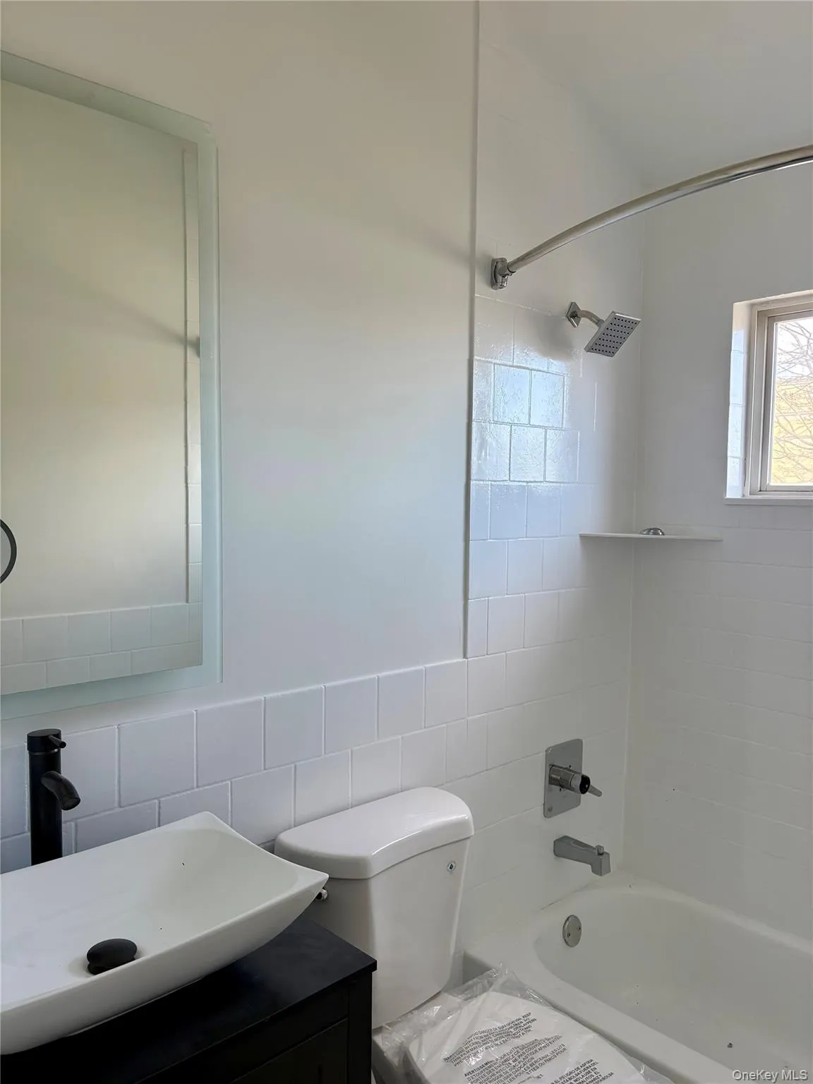 146 Jefferson Avenue, Hempstead, NY, 3 Bedrooms Bedrooms, 5 Rooms Rooms,2 BathroomsBathrooms,Residential Lease,For Rent,Jefferson,0,964394 146 Jefferson Avenue, Hempstead, NY, 3 Bedrooms Bedrooms, 5 Rooms Rooms,2 BathroomsBathrooms,Residential Lease,For Rent,Jefferson,0,964394