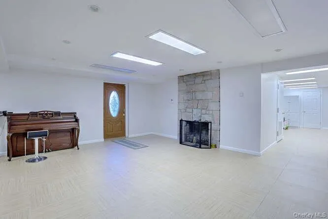89 Spook Rock Road, Ramapo, NY, 5 Bedrooms Bedrooms, 9 Rooms Rooms,4 BathroomsBathrooms,Residential,For Rent,Spook Rock,0,964405 89 Spook Rock Road, Ramapo, NY, 5 Bedrooms Bedrooms, 9 Rooms Rooms,4 BathroomsBathrooms,Residential,For Rent,Spook Rock,0,964405