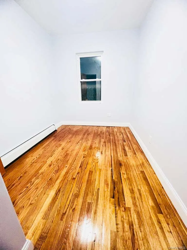 177-51 105th Avenue, New York, NY, 3 Bedrooms Bedrooms, 5 Rooms Rooms,1 BathroomBathrooms,Residential Lease,For Rent,105th,0,964423 177-51 105th Avenue, New York, NY, 3 Bedrooms Bedrooms, 5 Rooms Rooms,1 BathroomBathrooms,Residential Lease,For Rent,105th,0,964423