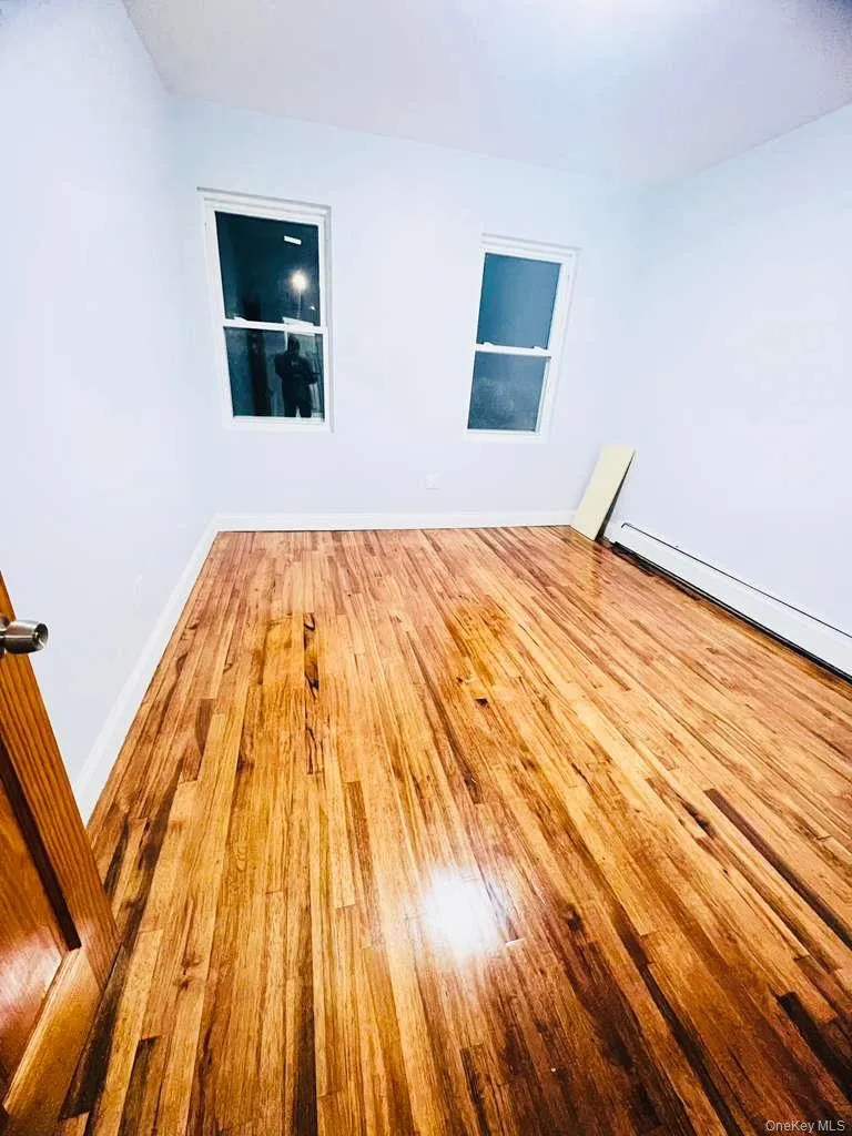 177-51 105th Avenue, New York, NY, 3 Bedrooms Bedrooms, 5 Rooms Rooms,1 BathroomBathrooms,Residential Lease,For Rent,105th,0,964423 177-51 105th Avenue, New York, NY, 3 Bedrooms Bedrooms, 5 Rooms Rooms,1 BathroomBathrooms,Residential Lease,For Rent,105th,0,964423