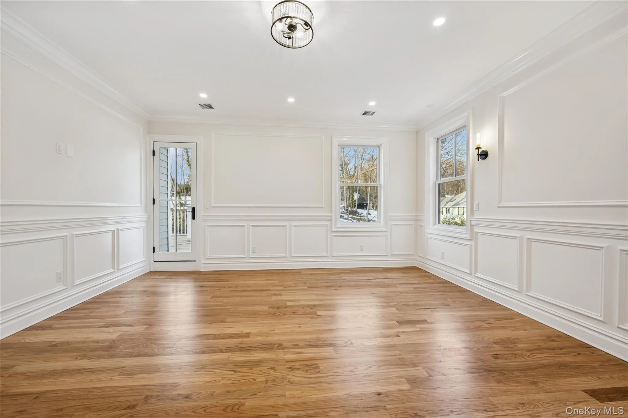 227 Prospect Avenue, Oyster Bay, NY, 5 Bedrooms Bedrooms, 11 Rooms Rooms,4 BathroomsBathrooms,Residential,For Rent,Prospect,0,964425 227 Prospect Avenue, Oyster Bay, NY, 5 Bedrooms Bedrooms, 11 Rooms Rooms,4 BathroomsBathrooms,Residential,For Rent,Prospect,0,964425