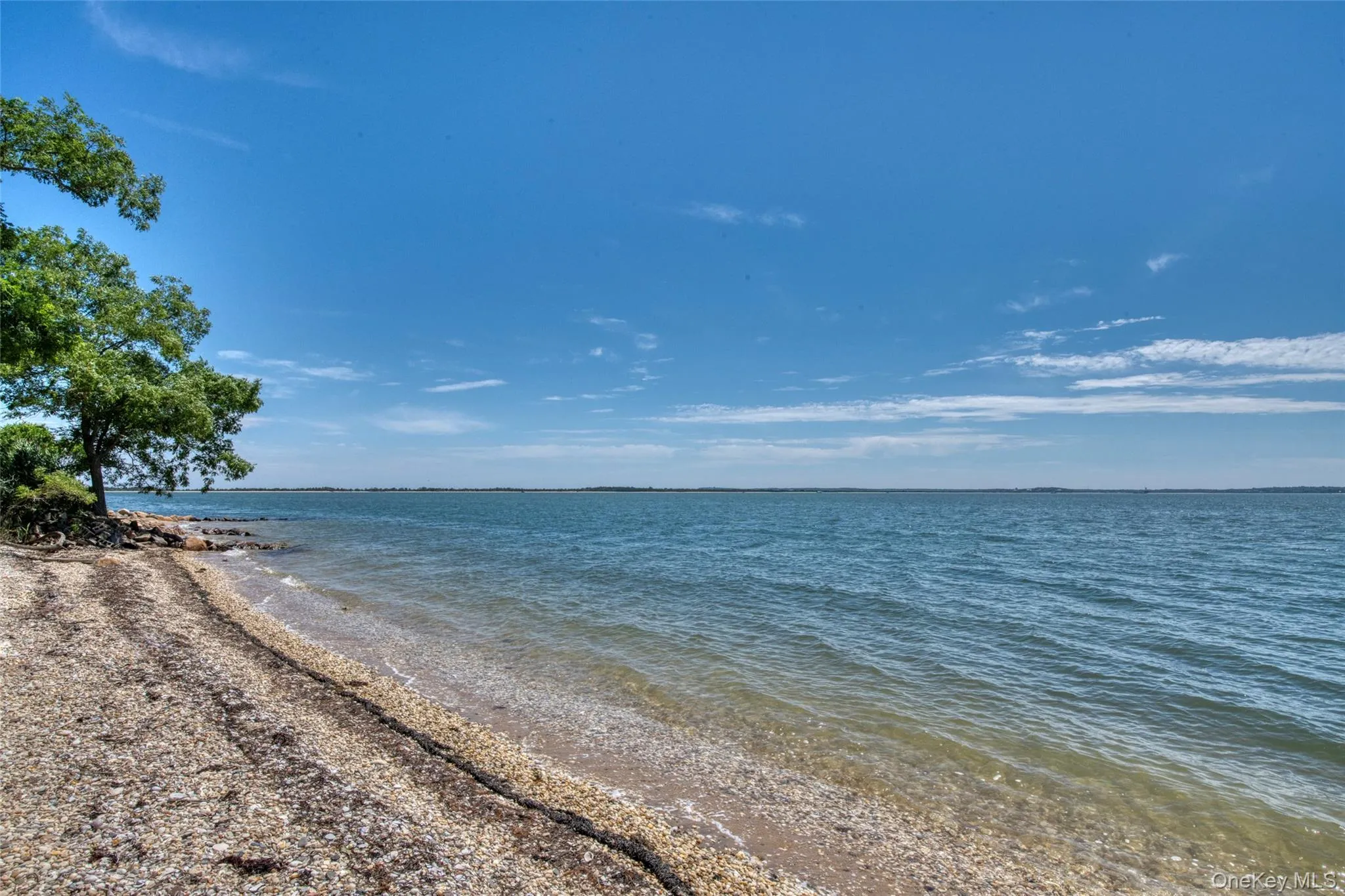 195 ft private bay beach 195 ft private bay beach