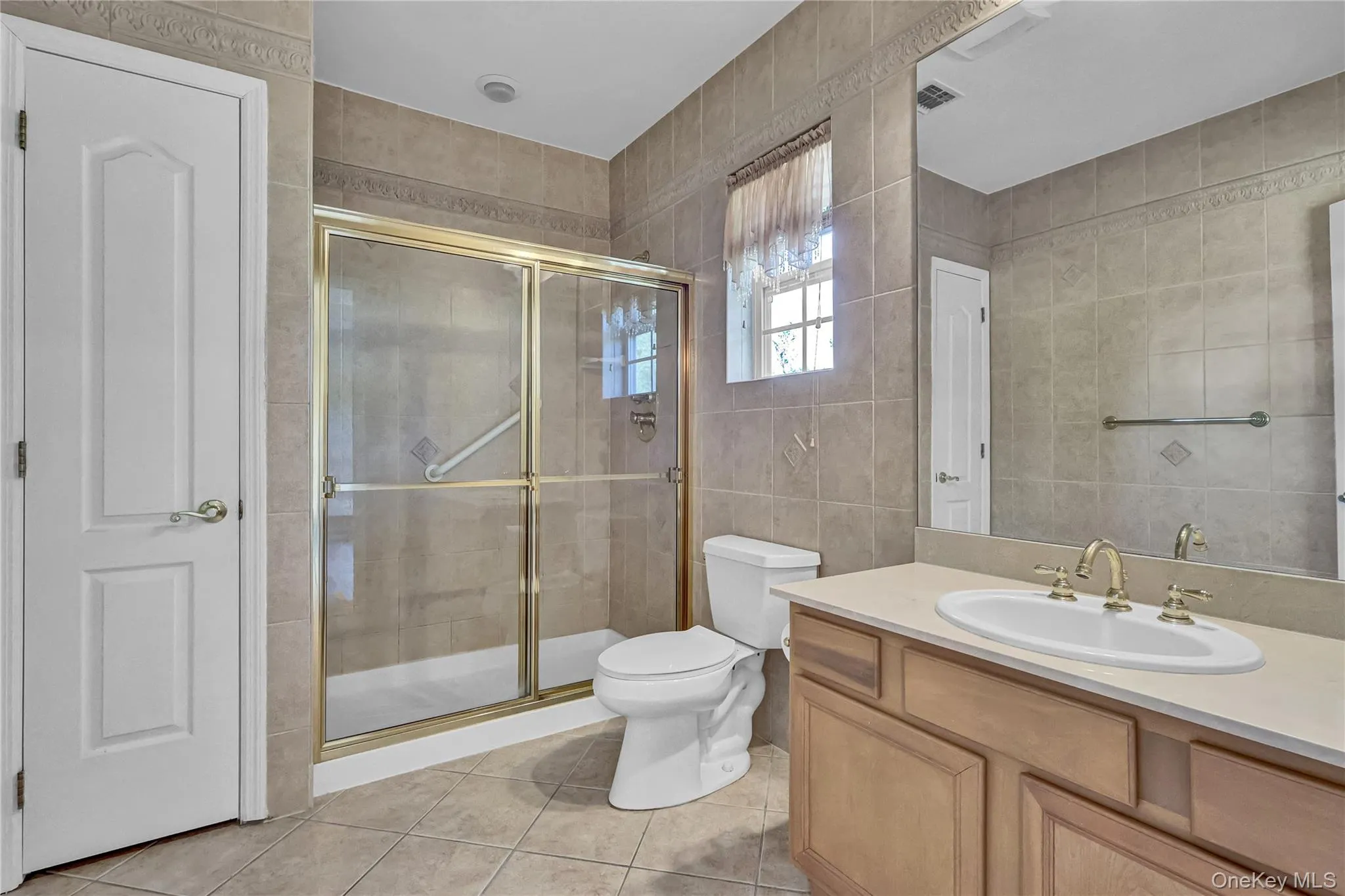 85 Constantine Way, Brookhaven, NY, 2 Bedrooms Bedrooms, 5 Rooms Rooms,2 BathroomsBathrooms,Residential,For Rent,Constantine,0,964448 85 Constantine Way, Brookhaven, NY, 2 Bedrooms Bedrooms, 5 Rooms Rooms,2 BathroomsBathrooms,Residential,For Rent,Constantine,0,964448