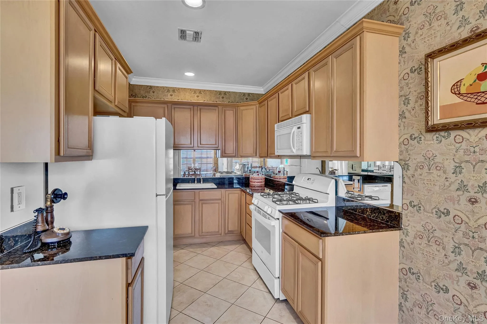 85 Constantine Way, Brookhaven, NY, 2 Bedrooms Bedrooms, 5 Rooms Rooms,2 BathroomsBathrooms,Residential,For Rent,Constantine,0,964448 85 Constantine Way, Brookhaven, NY, 2 Bedrooms Bedrooms, 5 Rooms Rooms,2 BathroomsBathrooms,Residential,For Rent,Constantine,0,964448