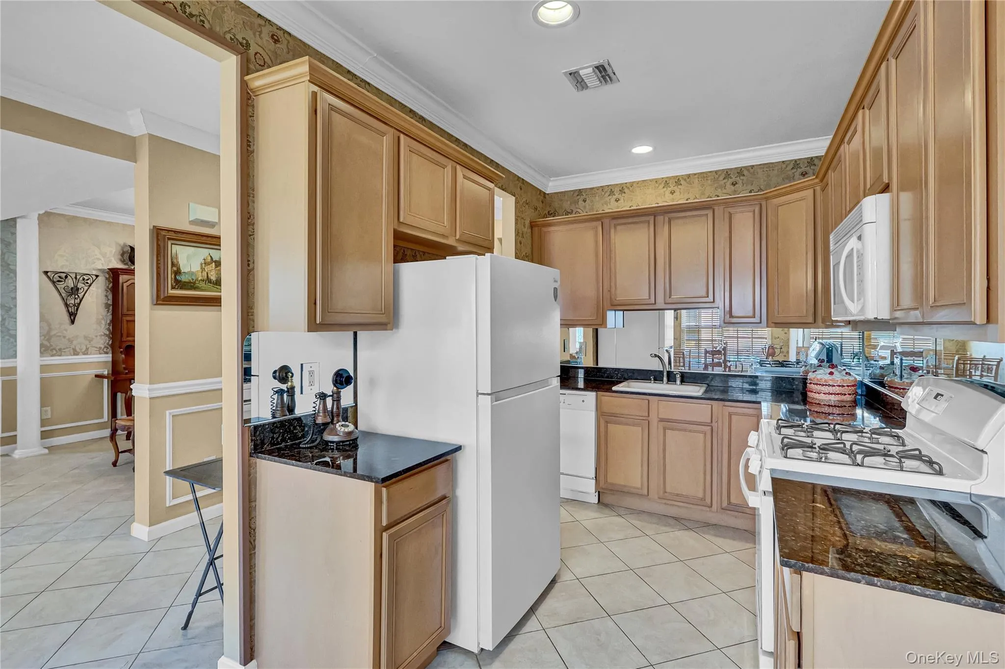 85 Constantine Way, Brookhaven, NY, 2 Bedrooms Bedrooms, 5 Rooms Rooms,2 BathroomsBathrooms,Residential,For Rent,Constantine,0,964448 85 Constantine Way, Brookhaven, NY, 2 Bedrooms Bedrooms, 5 Rooms Rooms,2 BathroomsBathrooms,Residential,For Rent,Constantine,0,964448