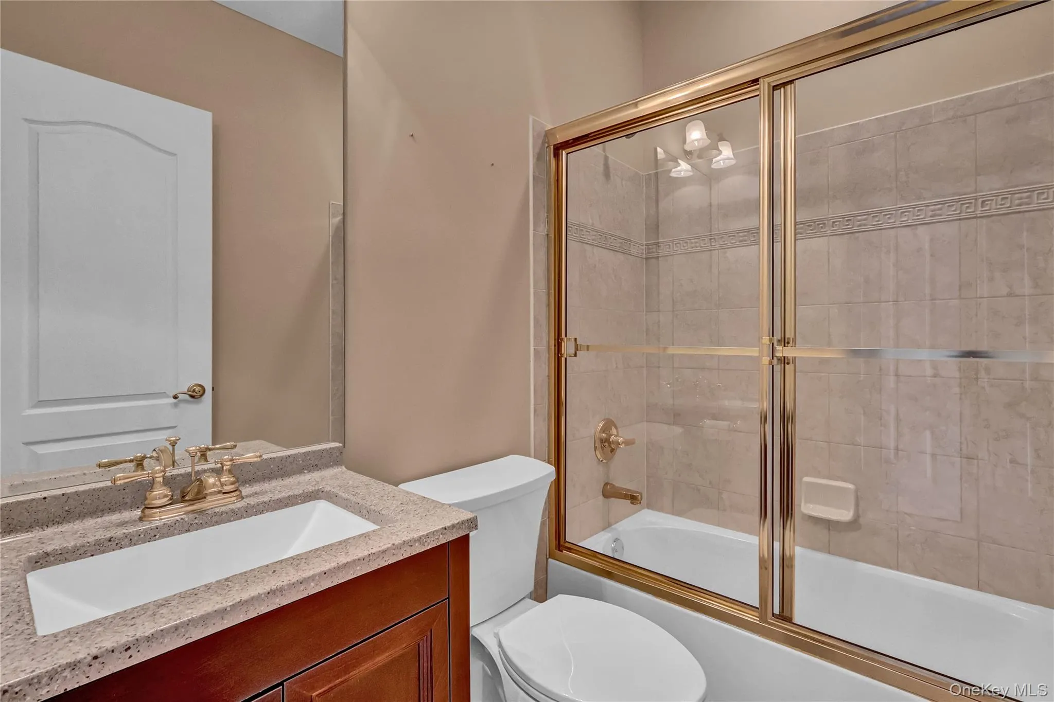 85 Constantine Way, Brookhaven, NY, 2 Bedrooms Bedrooms, 5 Rooms Rooms,2 BathroomsBathrooms,Residential,For Rent,Constantine,0,964448 85 Constantine Way, Brookhaven, NY, 2 Bedrooms Bedrooms, 5 Rooms Rooms,2 BathroomsBathrooms,Residential,For Rent,Constantine,0,964448