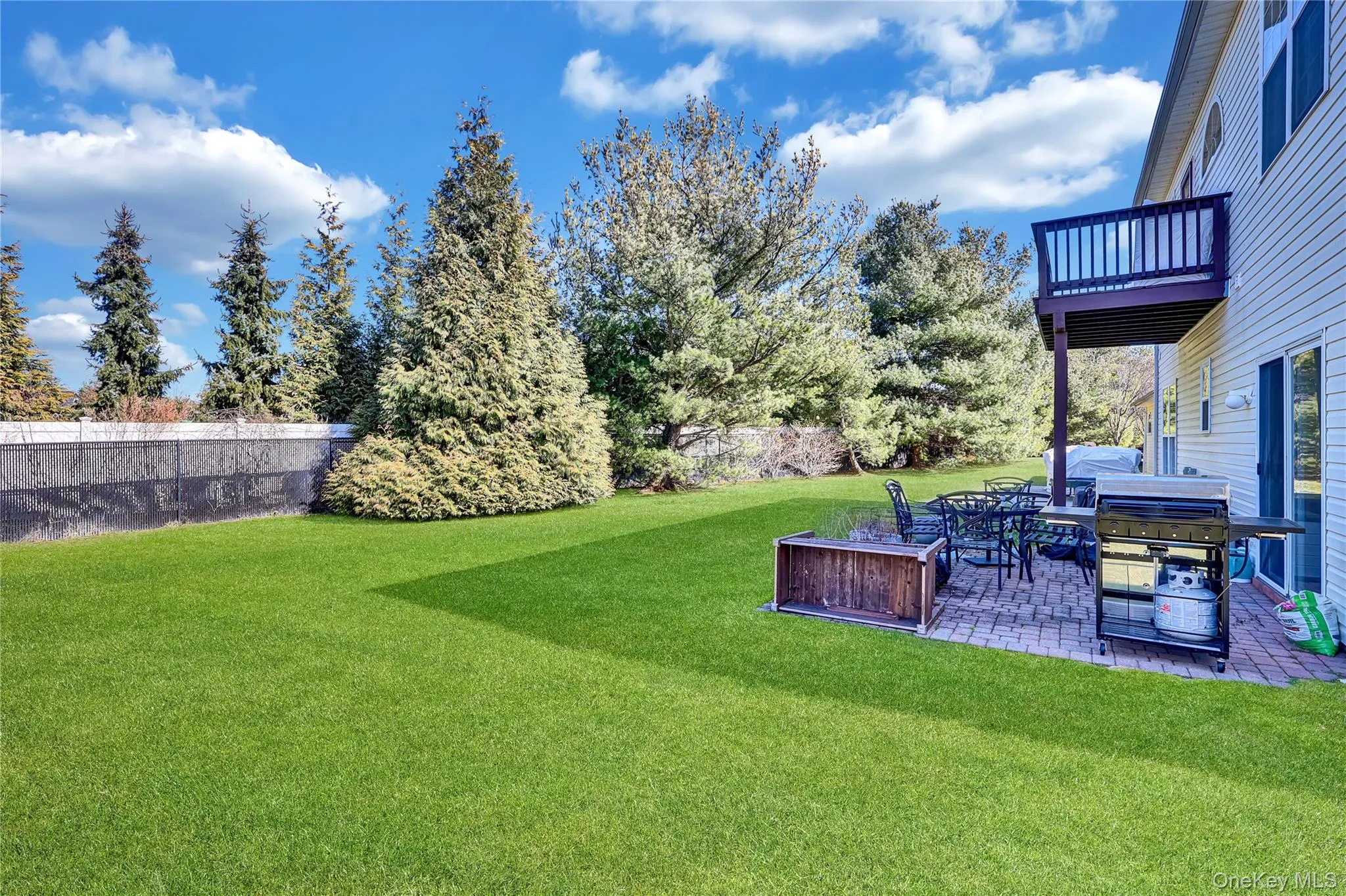 85 Constantine Way, Brookhaven, NY, 2 Bedrooms Bedrooms, 5 Rooms Rooms,2 BathroomsBathrooms,Residential,For Rent,Constantine,0,964448 85 Constantine Way, Brookhaven, NY, 2 Bedrooms Bedrooms, 5 Rooms Rooms,2 BathroomsBathrooms,Residential,For Rent,Constantine,0,964448