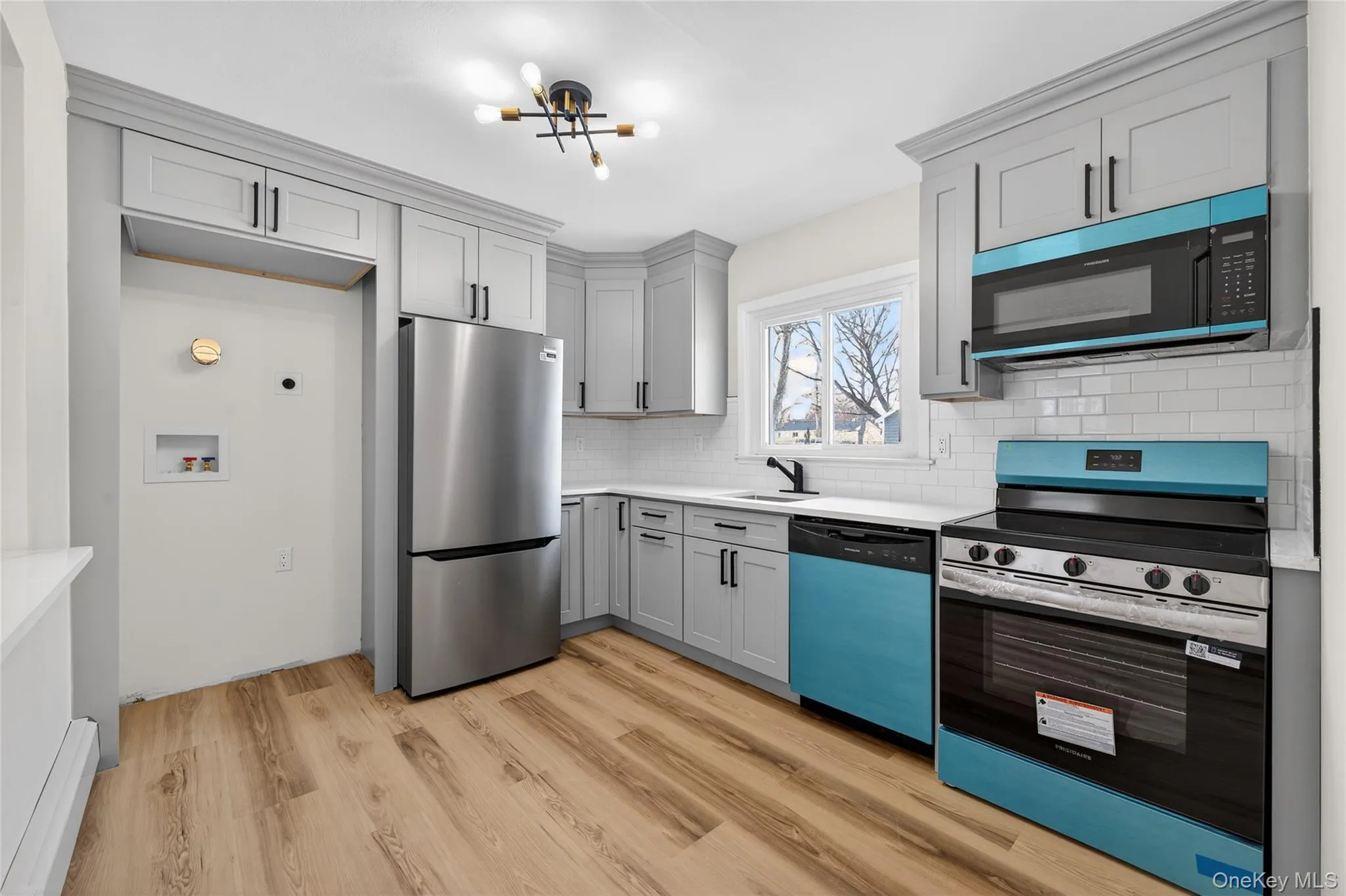 12 Adams Avenue, Babylon, NY, 2 Bedrooms Bedrooms, 5 Rooms Rooms,1 BathroomBathrooms,Residential Lease,For Rent,Adams,0,964452 12 Adams Avenue, Babylon, NY, 2 Bedrooms Bedrooms, 5 Rooms Rooms,1 BathroomBathrooms,Residential Lease,For Rent,Adams,0,964452