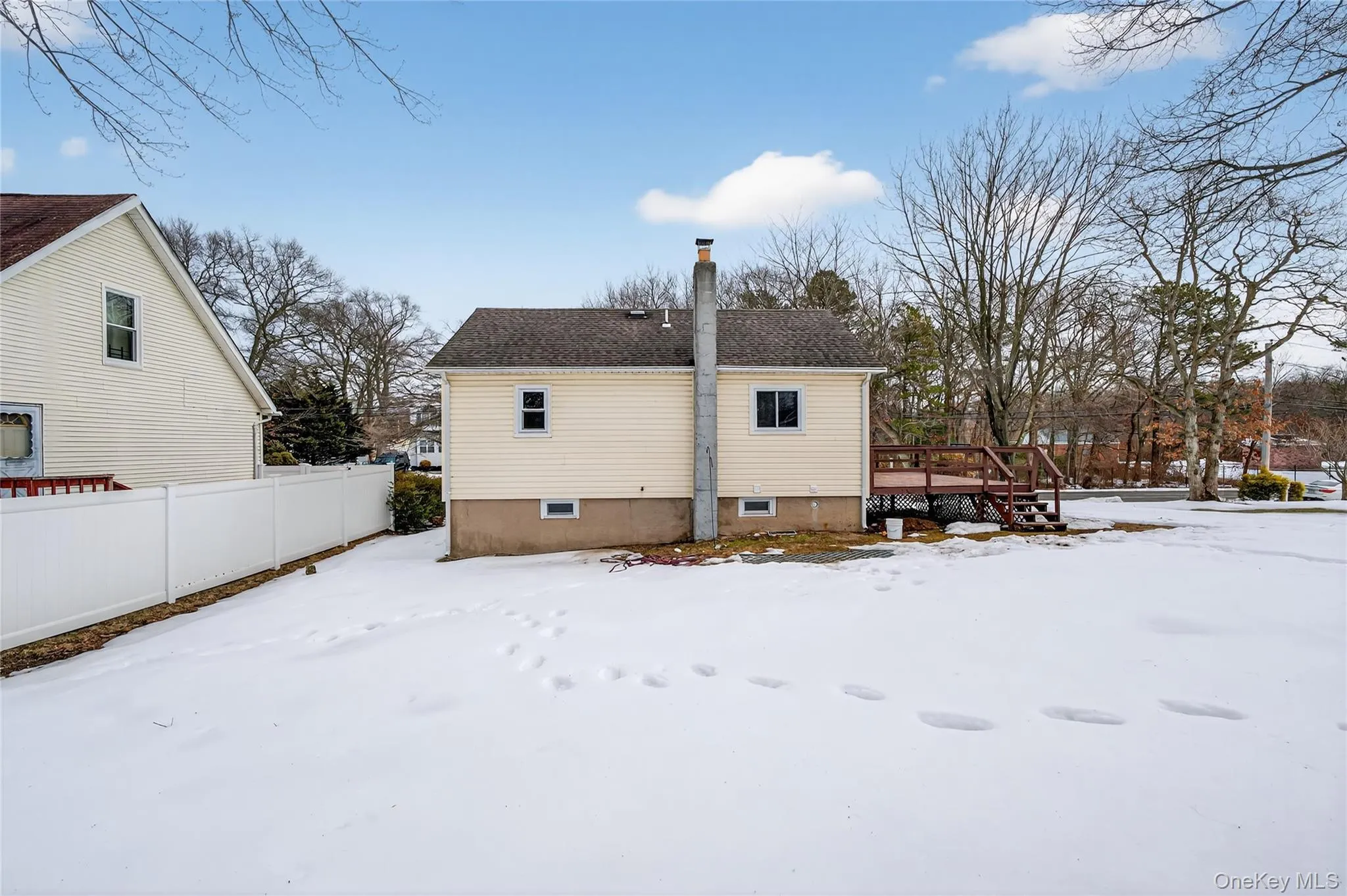 12 Adams Avenue, Babylon, NY, 2 Bedrooms Bedrooms, 5 Rooms Rooms,1 BathroomBathrooms,Residential Lease,For Rent,Adams,0,964452 12 Adams Avenue, Babylon, NY, 2 Bedrooms Bedrooms, 5 Rooms Rooms,1 BathroomBathrooms,Residential Lease,For Rent,Adams,0,964452