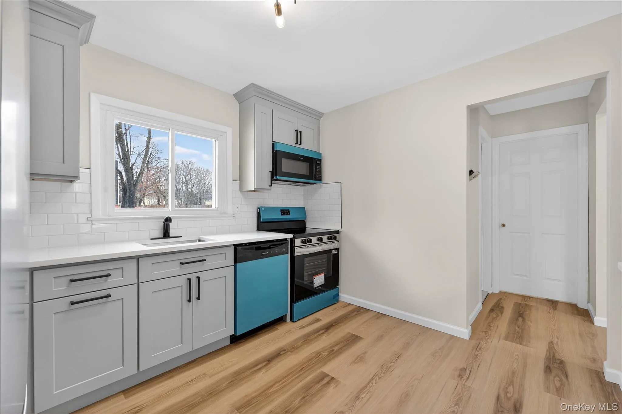 12 Adams Avenue, Babylon, NY, 2 Bedrooms Bedrooms, 5 Rooms Rooms,1 BathroomBathrooms,Residential Lease,For Rent,Adams,0,964452 12 Adams Avenue, Babylon, NY, 2 Bedrooms Bedrooms, 5 Rooms Rooms,1 BathroomBathrooms,Residential Lease,For Rent,Adams,0,964452