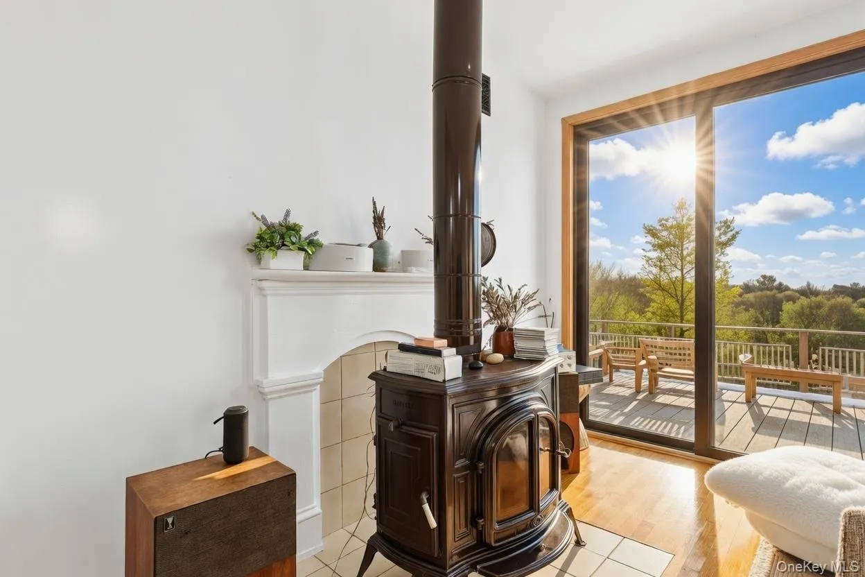 29 Huntting Road, East Hampton, NY, 4 Bedrooms Bedrooms, 13 Rooms Rooms,3 BathroomsBathrooms,Residential Lease,For Rent,Huntting,0,964459 29 Huntting Road, East Hampton, NY, 4 Bedrooms Bedrooms, 13 Rooms Rooms,3 BathroomsBathrooms,Residential Lease,For Rent,Huntting,0,964459