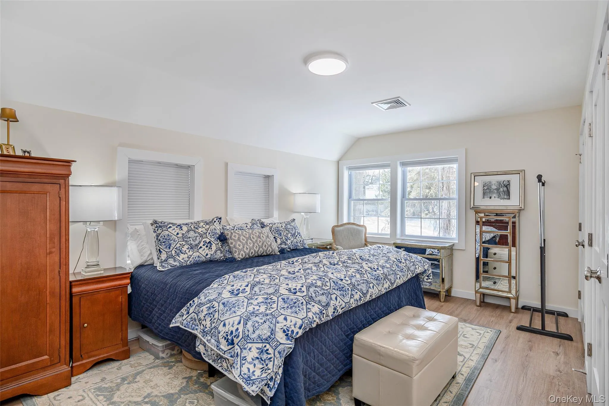 5E Spring Street, Pawling, NY, 1 Bedroom Bedrooms, 3 Rooms Rooms,1 BathroomBathrooms,Residential Lease,For Rent,Spring,0,964475 5E Spring Street, Pawling, NY, 1 Bedroom Bedrooms, 3 Rooms Rooms,1 BathroomBathrooms,Residential Lease,For Rent,Spring,0,964475