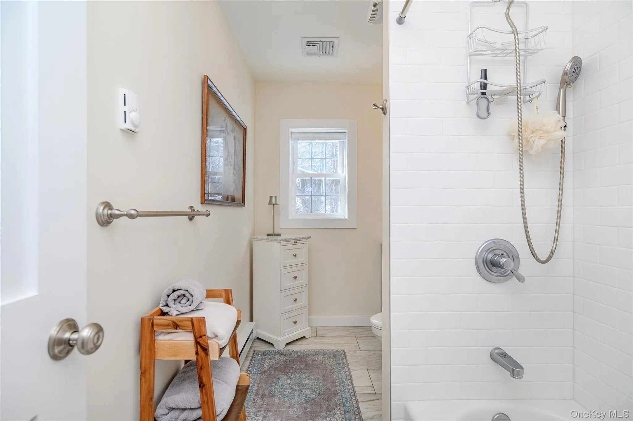 5E Spring Street, Pawling, NY, 1 Bedroom Bedrooms, 3 Rooms Rooms,1 BathroomBathrooms,Residential Lease,For Rent,Spring,0,964475 5E Spring Street, Pawling, NY, 1 Bedroom Bedrooms, 3 Rooms Rooms,1 BathroomBathrooms,Residential Lease,For Rent,Spring,0,964475