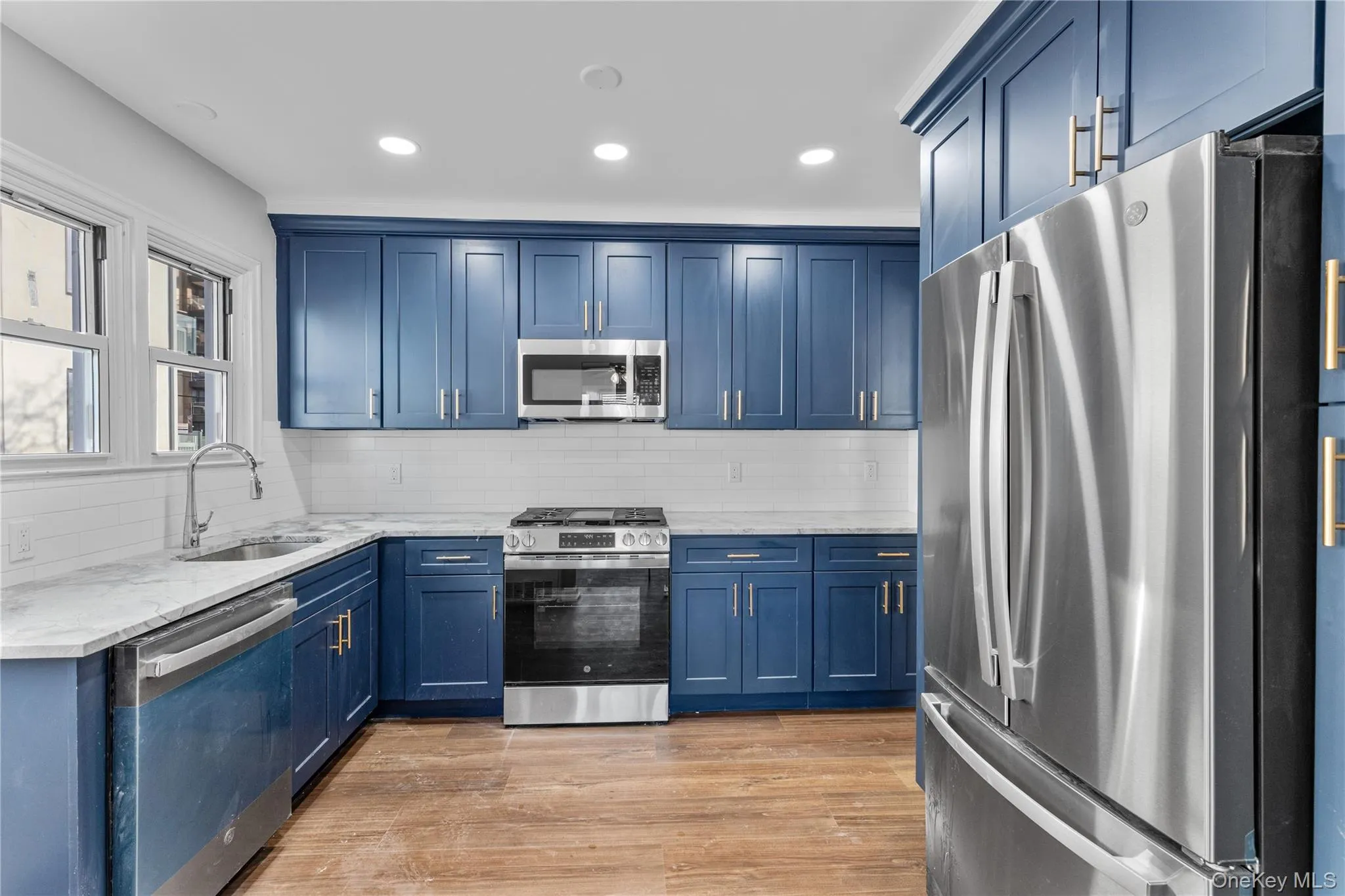 840 Broadway, Long Beach, NY, 3 Bedrooms Bedrooms, 6 Rooms Rooms,2 BathroomsBathrooms,Residential Lease,For Rent,Broadway,0,964494 840 Broadway, Long Beach, NY, 3 Bedrooms Bedrooms, 6 Rooms Rooms,2 BathroomsBathrooms,Residential Lease,For Rent,Broadway,0,964494