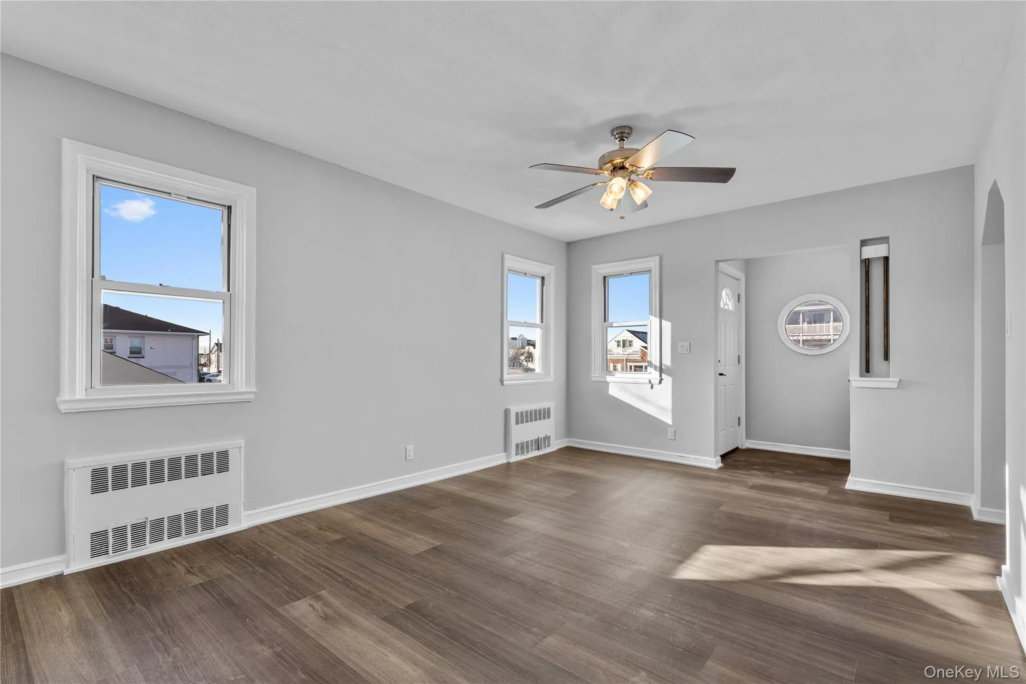 840 Broadway, Long Beach, NY, 3 Bedrooms Bedrooms, 6 Rooms Rooms,2 BathroomsBathrooms,Residential Lease,For Rent,Broadway,0,964494 840 Broadway, Long Beach, NY, 3 Bedrooms Bedrooms, 6 Rooms Rooms,2 BathroomsBathrooms,Residential Lease,For Rent,Broadway,0,964494