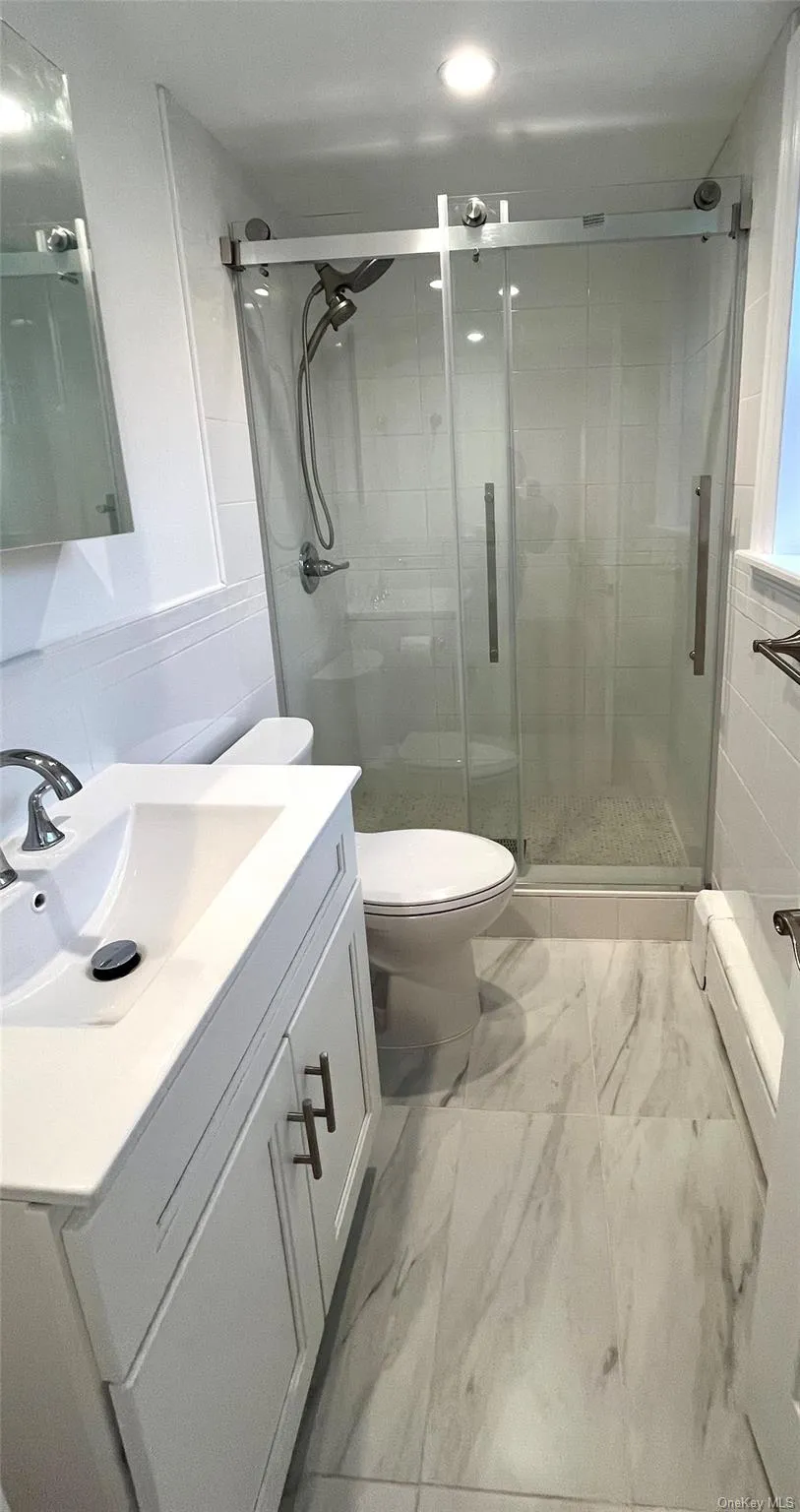 Bathroom 2 Bathroom 2