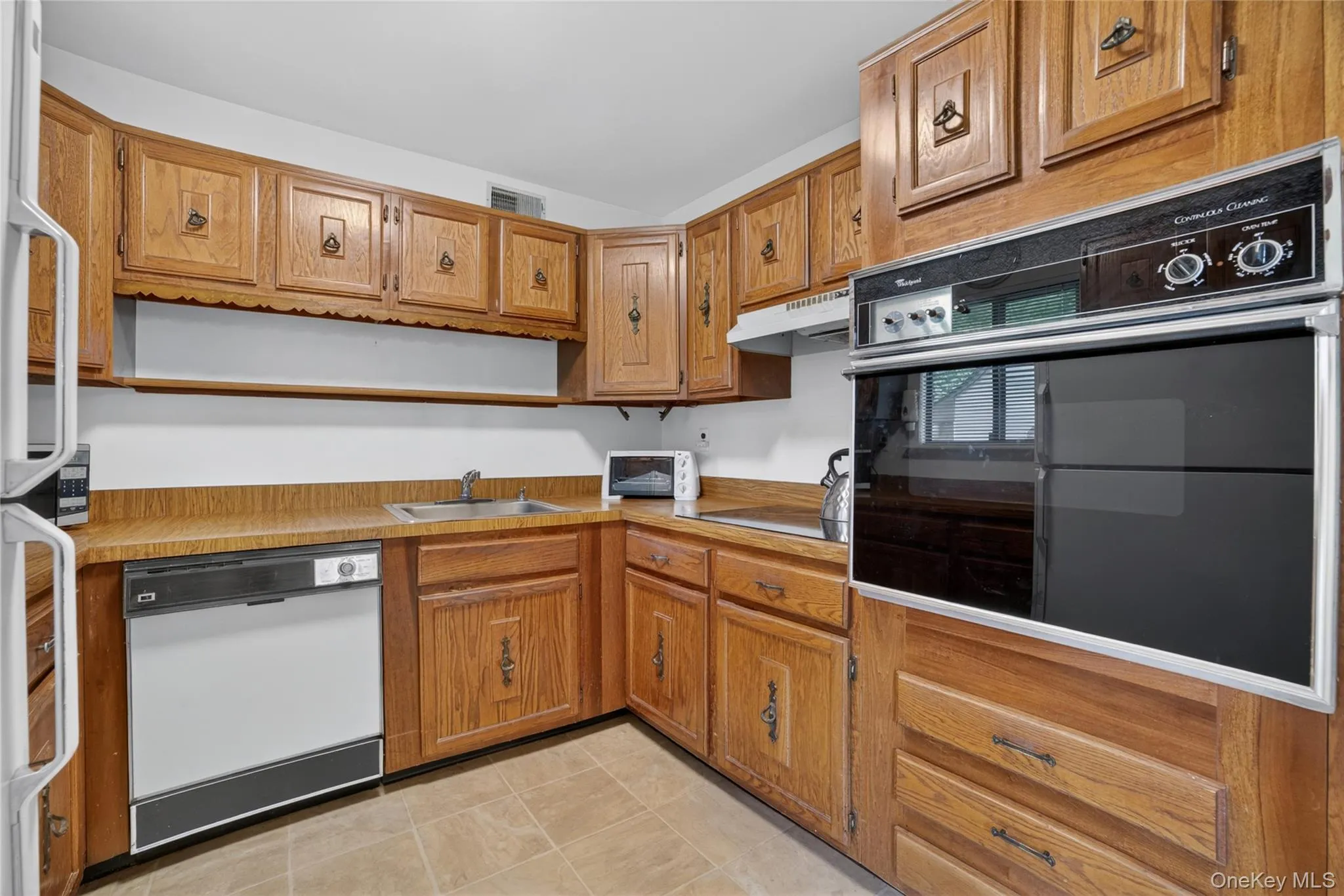 So much counter space and cabinetry in this kitchen. So much counter space and cabinetry in this kitchen.