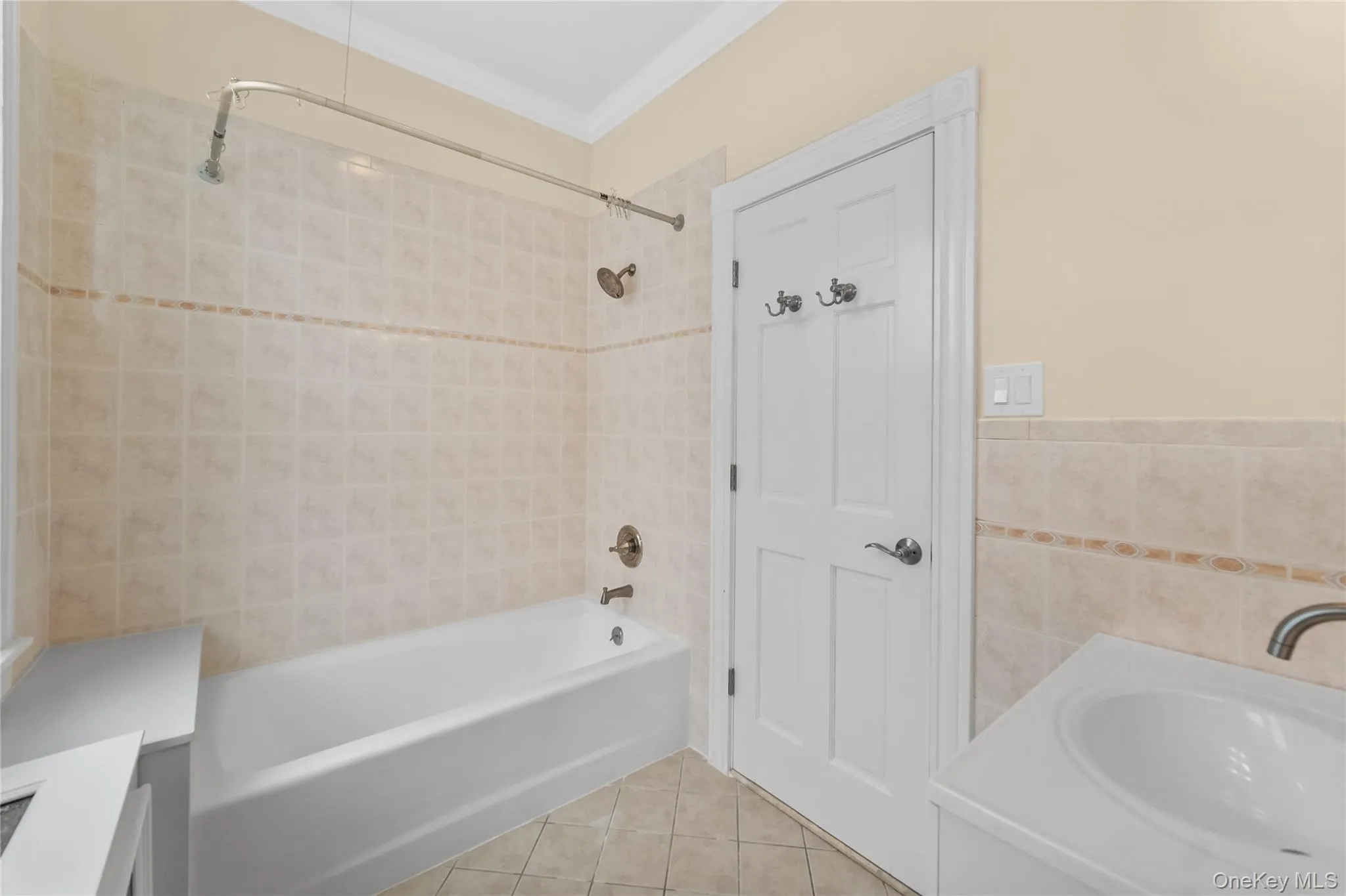 81 Washington Street, Greenburgh, NY, 3 Bedrooms Bedrooms, 5 Rooms Rooms,1 BathroomBathrooms,Residential Lease,For Rent,Washington,0,964531 81 Washington Street, Greenburgh, NY, 3 Bedrooms Bedrooms, 5 Rooms Rooms,1 BathroomBathrooms,Residential Lease,For Rent,Washington,0,964531