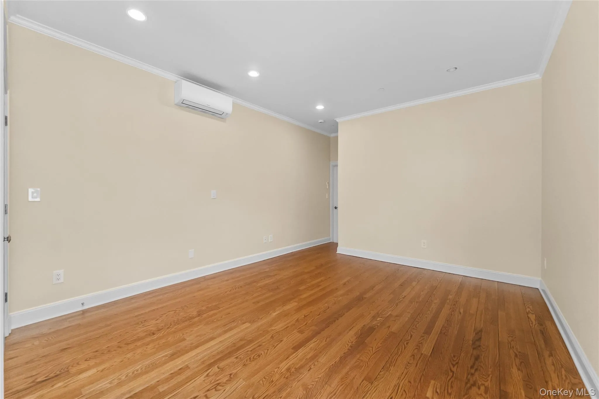 81 Washington Street, Greenburgh, NY, 3 Bedrooms Bedrooms, 5 Rooms Rooms,1 BathroomBathrooms,Residential Lease,For Rent,Washington,0,964531 81 Washington Street, Greenburgh, NY, 3 Bedrooms Bedrooms, 5 Rooms Rooms,1 BathroomBathrooms,Residential Lease,For Rent,Washington,0,964531