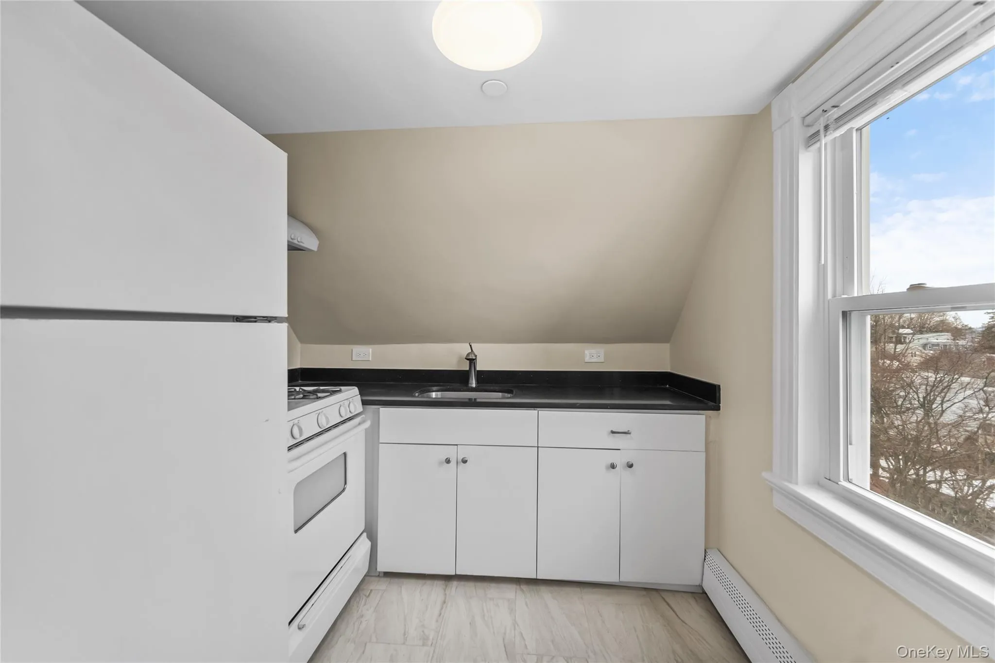 81 Washington Street, Greenburgh, NY, 1 Bedroom Bedrooms, 3 Rooms Rooms,1 BathroomBathrooms,Residential Lease,For Rent,Washington,0,964533 81 Washington Street, Greenburgh, NY, 1 Bedroom Bedrooms, 3 Rooms Rooms,1 BathroomBathrooms,Residential Lease,For Rent,Washington,0,964533