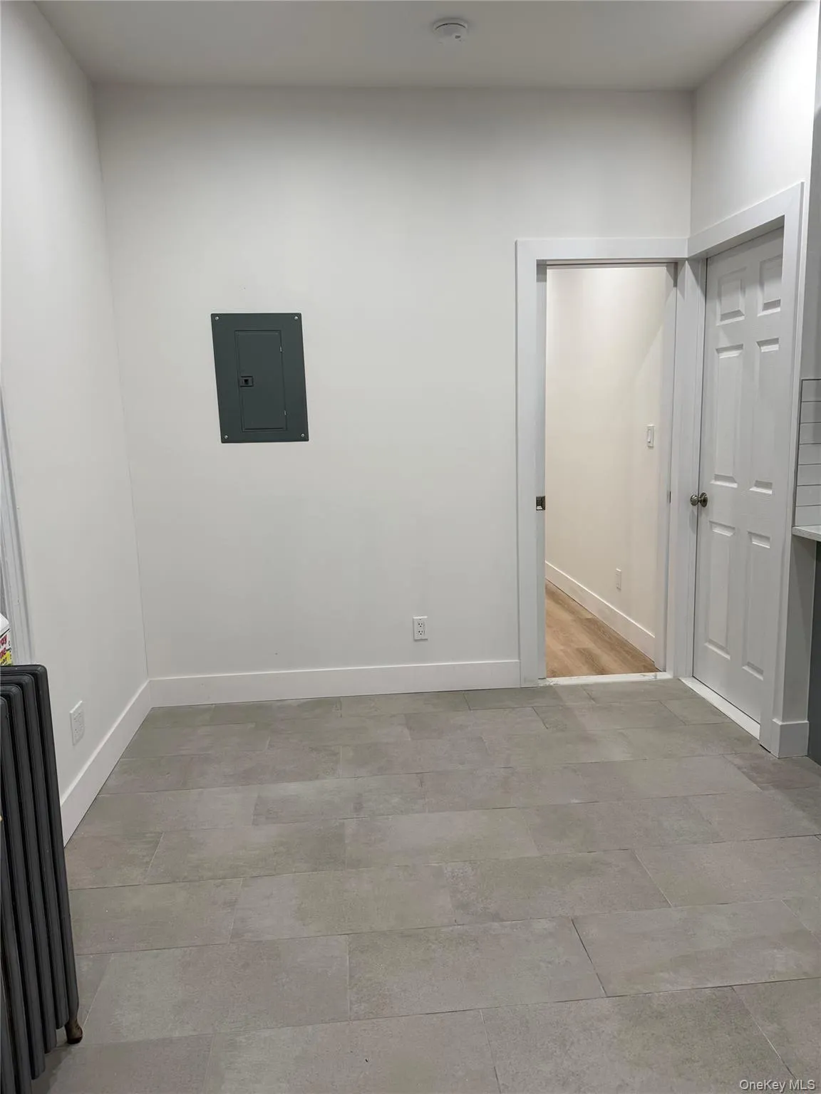 23801 Braddock Avenue, New York, NY, 1 Bedroom Bedrooms, 4 Rooms Rooms,1 BathroomBathrooms,Residential Lease,For Rent,Braddock,0,964575 23801 Braddock Avenue, New York, NY, 1 Bedroom Bedrooms, 4 Rooms Rooms,1 BathroomBathrooms,Residential Lease,For Rent,Braddock,0,964575
