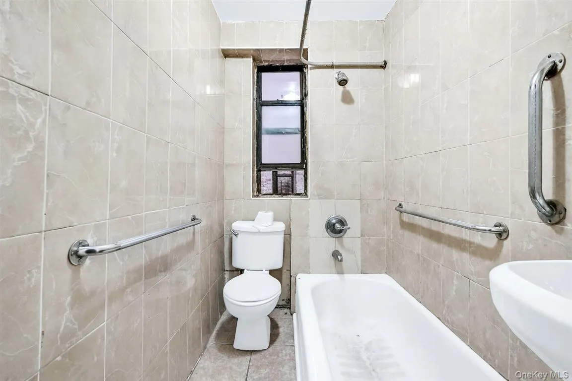 1993 Amsterdam Avenue, New York, NY, 2 Bedrooms Bedrooms, 4 Rooms Rooms,1 BathroomBathrooms,Residential,For Rent,Amsterdam Avenue,0,964630 1993 Amsterdam Avenue, New York, NY, 2 Bedrooms Bedrooms, 4 Rooms Rooms,1 BathroomBathrooms,Residential,For Rent,Amsterdam Avenue,0,964630