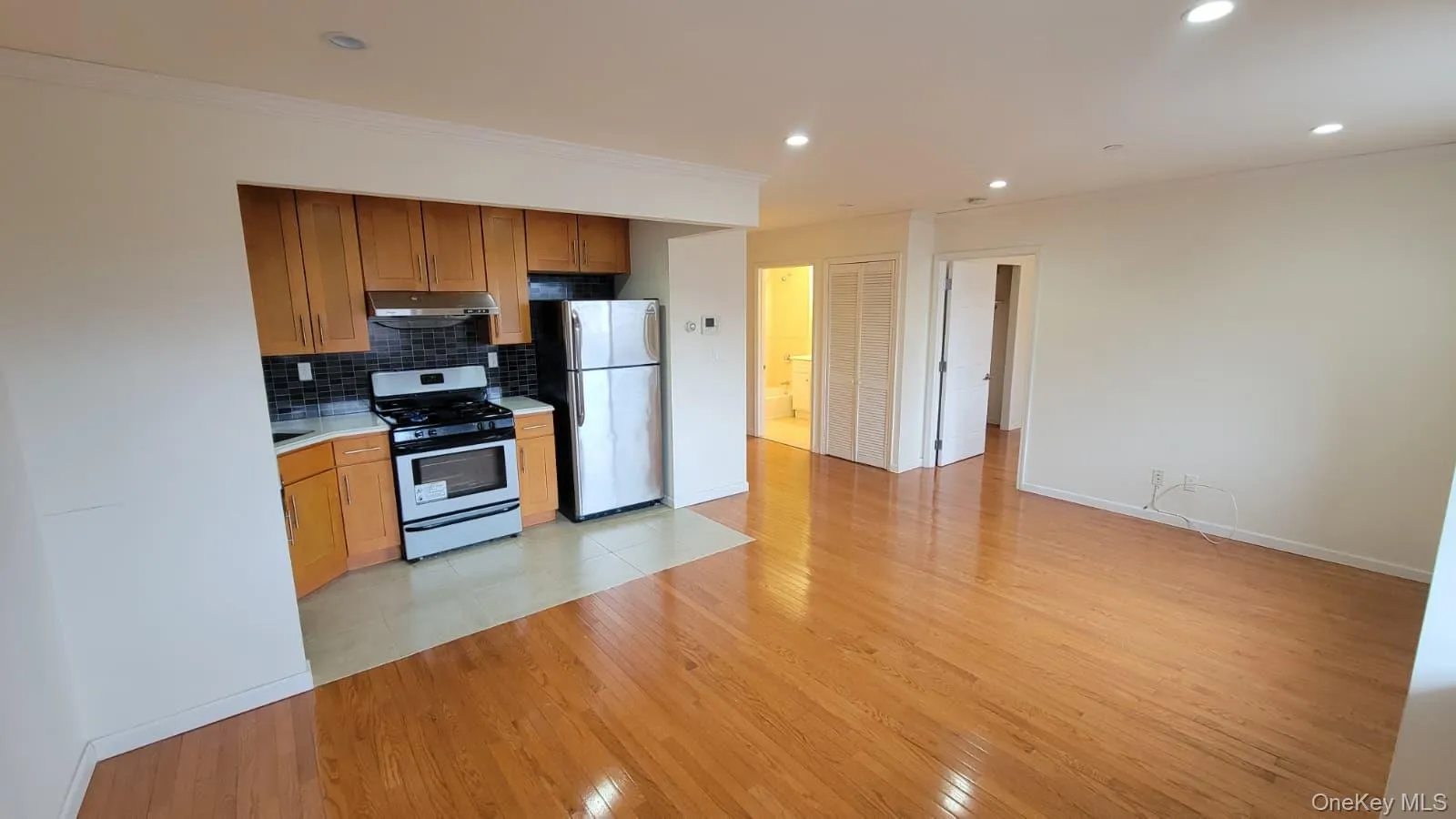 64-73 Austin Street, New York, NY, 2 Bedrooms Bedrooms, 4 Rooms Rooms,2 BathroomsBathrooms,Residential Lease,For Rent,Austin,0,964646 64-73 Austin Street, New York, NY, 2 Bedrooms Bedrooms, 4 Rooms Rooms,2 BathroomsBathrooms,Residential Lease,For Rent,Austin,0,964646