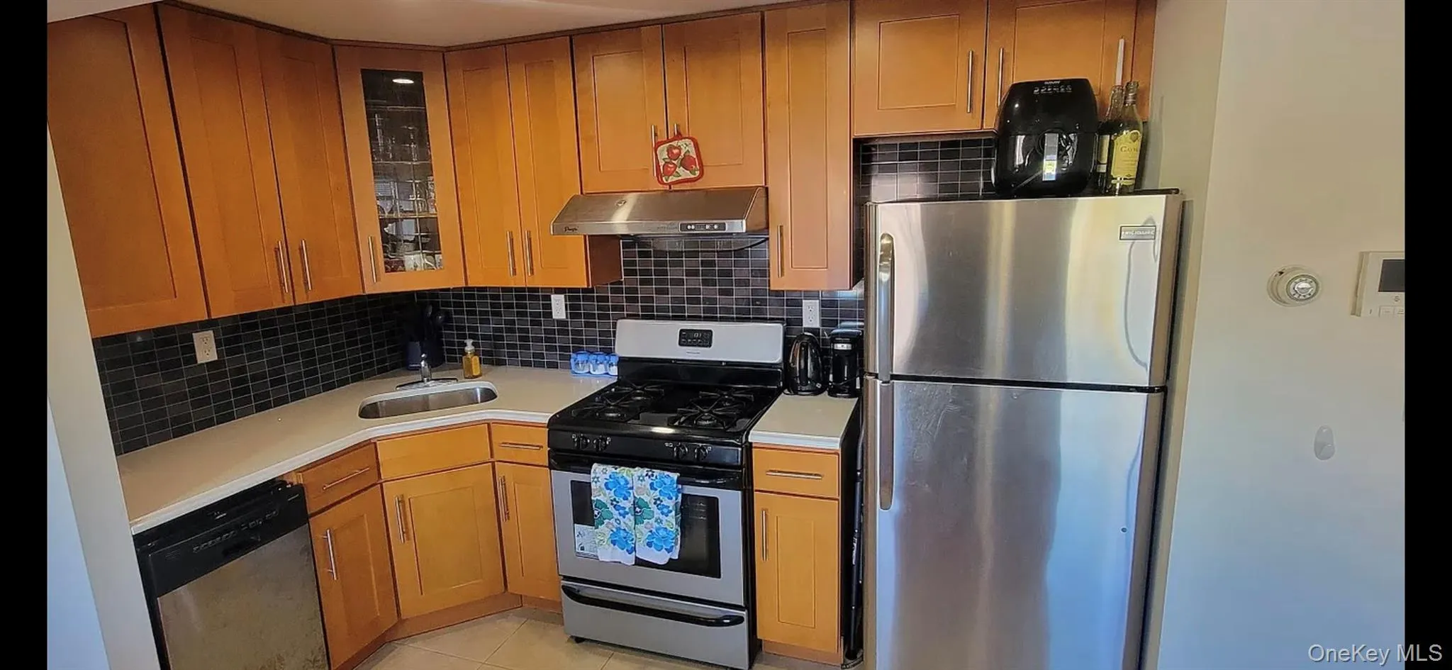 64-73 Austin Street, New York, NY, 2 Bedrooms Bedrooms, 4 Rooms Rooms,2 BathroomsBathrooms,Residential Lease,For Rent,Austin,0,964646 64-73 Austin Street, New York, NY, 2 Bedrooms Bedrooms, 4 Rooms Rooms,2 BathroomsBathrooms,Residential Lease,For Rent,Austin,0,964646