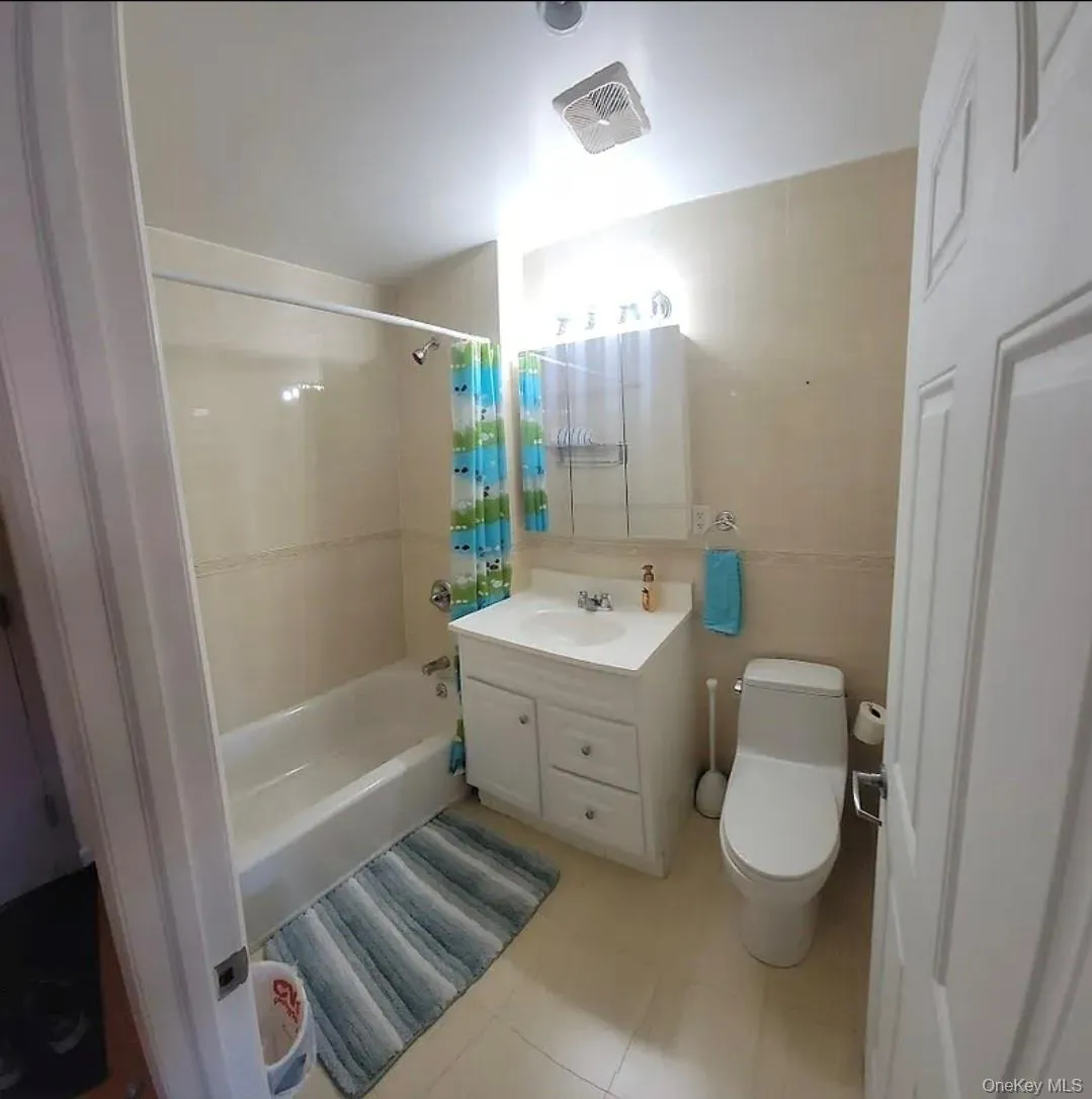 64-73 Austin Street, New York, NY, 2 Bedrooms Bedrooms, 4 Rooms Rooms,2 BathroomsBathrooms,Residential Lease,For Rent,Austin,0,964646 64-73 Austin Street, New York, NY, 2 Bedrooms Bedrooms, 4 Rooms Rooms,2 BathroomsBathrooms,Residential Lease,For Rent,Austin,0,964646