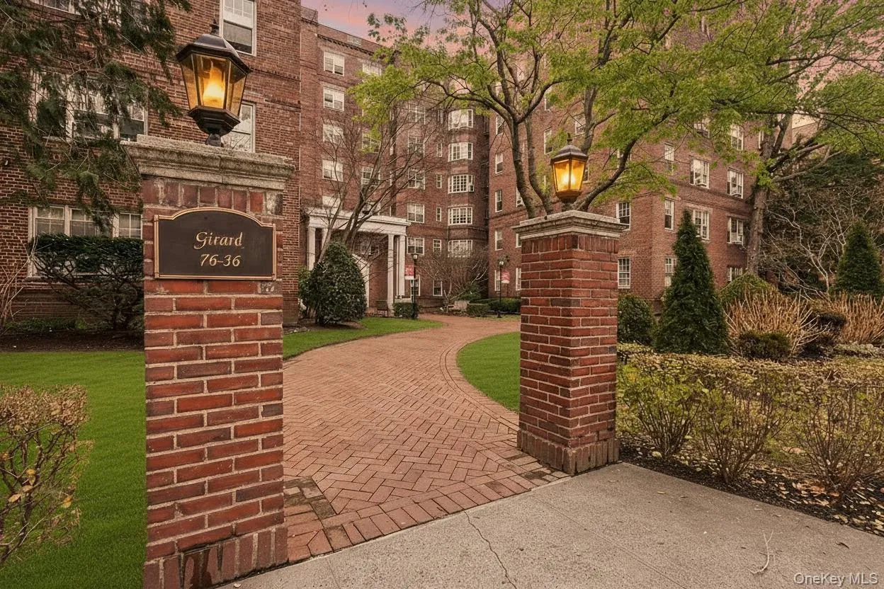 76-36 113th Street, New York, NY, 3 Bedrooms Bedrooms, 6 Rooms Rooms,2 BathroomsBathrooms,Residential,For Rent,113th,0,964657 76-36 113th Street, New York, NY, 3 Bedrooms Bedrooms, 6 Rooms Rooms,2 BathroomsBathrooms,Residential,For Rent,113th,0,964657