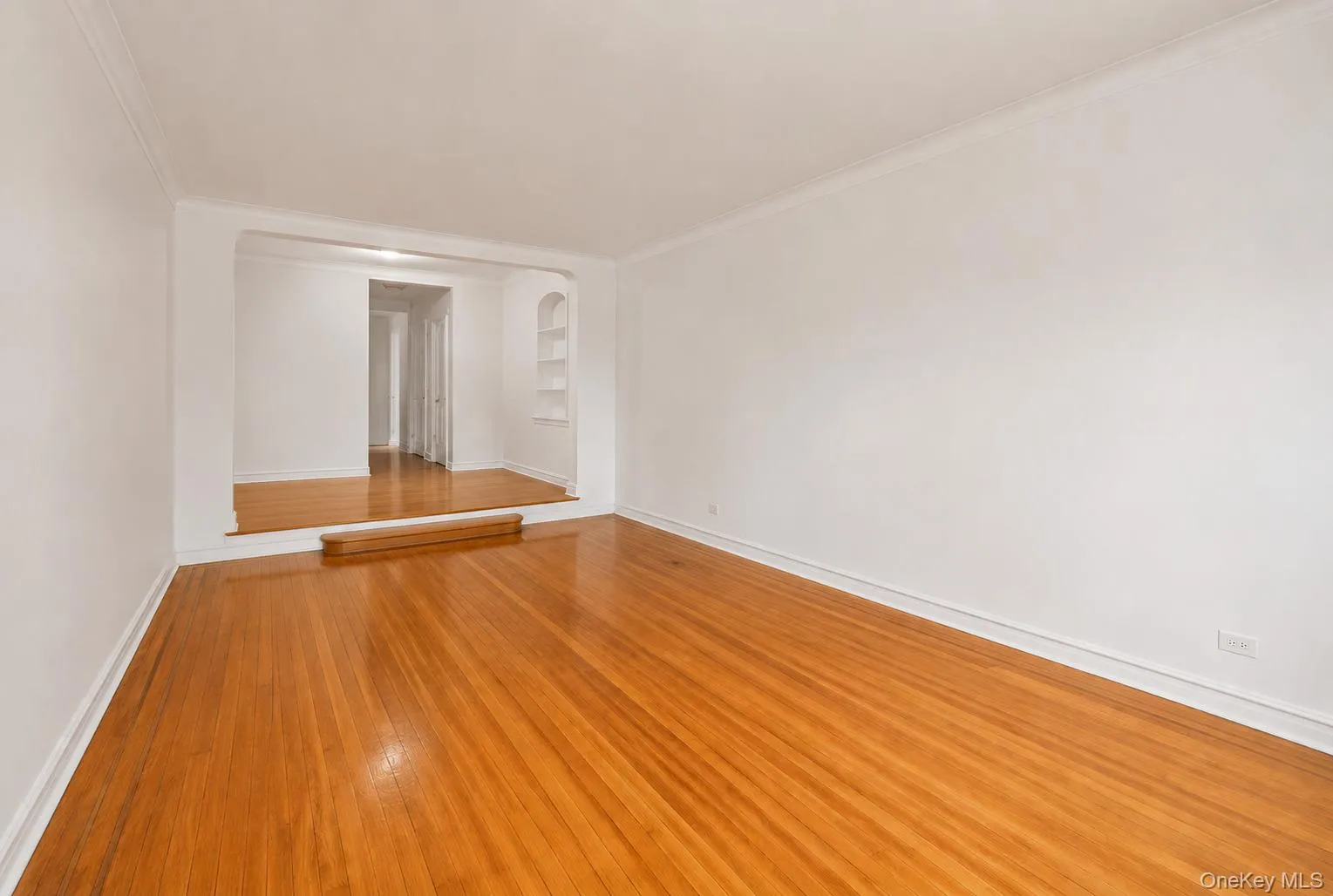 76-36 113th Street, New York, NY, 3 Bedrooms Bedrooms, 6 Rooms Rooms,2 BathroomsBathrooms,Residential,For Rent,113th,0,964657 76-36 113th Street, New York, NY, 3 Bedrooms Bedrooms, 6 Rooms Rooms,2 BathroomsBathrooms,Residential,For Rent,113th,0,964657