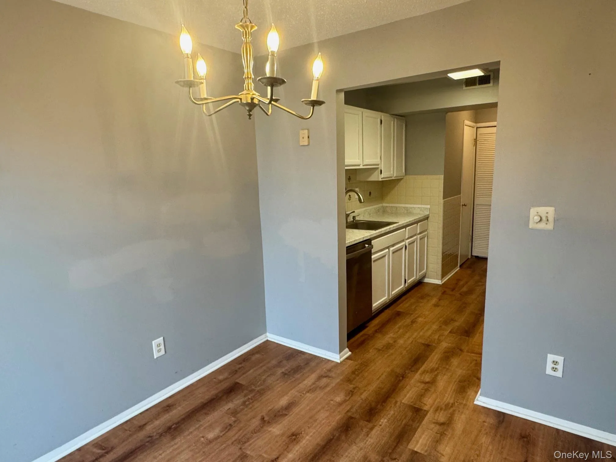 3917 Whispering Hills, Chester Town, NY, 2 Bedrooms Bedrooms, 6 Rooms Rooms,1 BathroomBathrooms,Residential Lease,For Rent,Whispering,0,964688 3917 Whispering Hills, Chester Town, NY, 2 Bedrooms Bedrooms, 6 Rooms Rooms,1 BathroomBathrooms,Residential Lease,For Rent,Whispering,0,964688