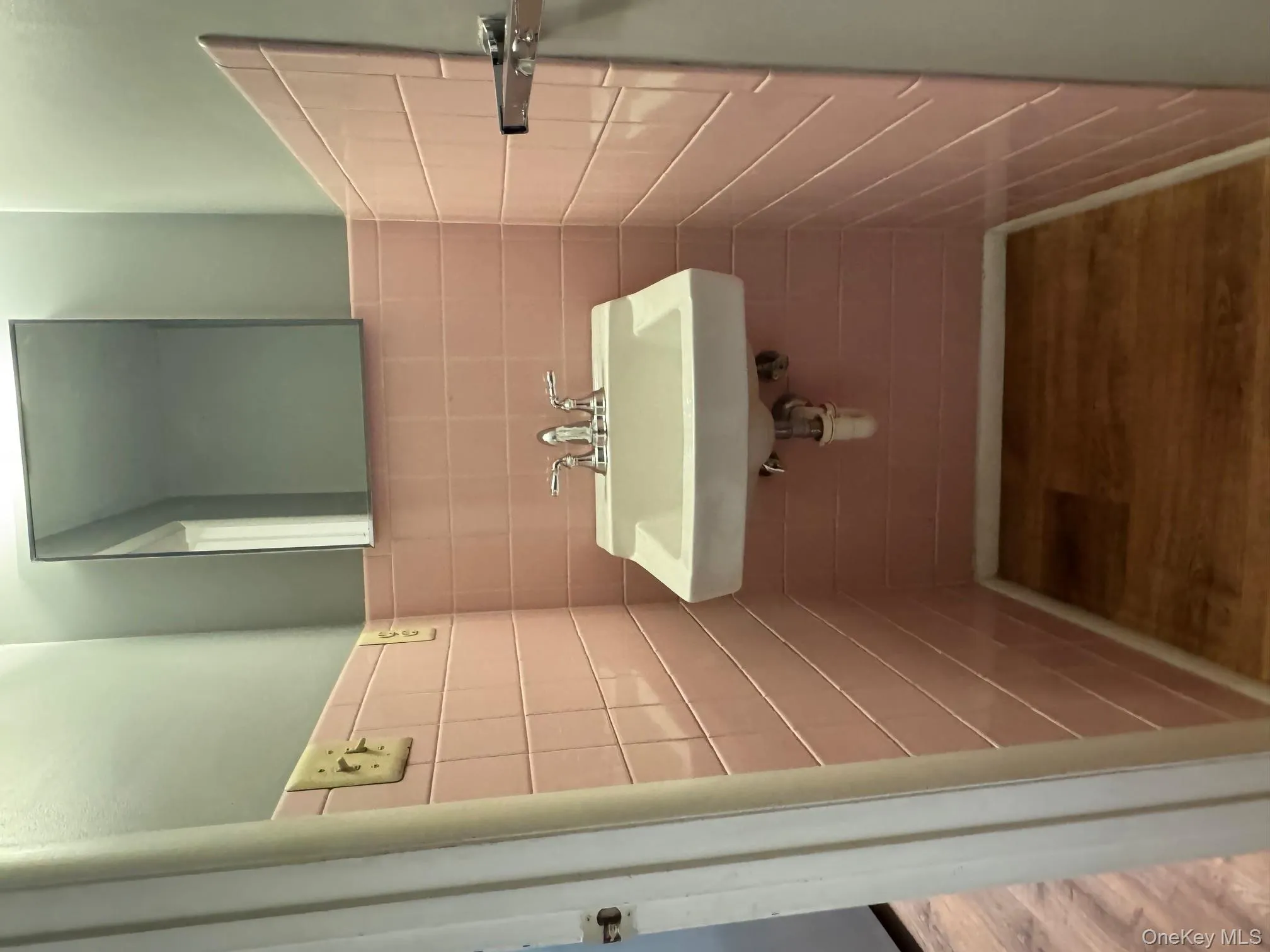 3917 Whispering Hills, Chester Town, NY, 2 Bedrooms Bedrooms, 6 Rooms Rooms,1 BathroomBathrooms,Residential Lease,For Rent,Whispering,0,964688 3917 Whispering Hills, Chester Town, NY, 2 Bedrooms Bedrooms, 6 Rooms Rooms,1 BathroomBathrooms,Residential Lease,For Rent,Whispering,0,964688