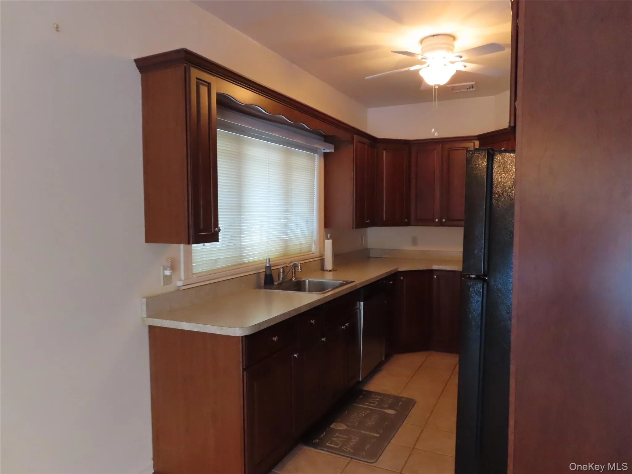 71 Railroad Avenue, Montgomery, NY, 3 Bedrooms Bedrooms, 7 Rooms Rooms,2 BathroomsBathrooms,Residential Lease,For Rent,Railroad,0,964709 71 Railroad Avenue, Montgomery, NY, 3 Bedrooms Bedrooms, 7 Rooms Rooms,2 BathroomsBathrooms,Residential Lease,For Rent,Railroad,0,964709