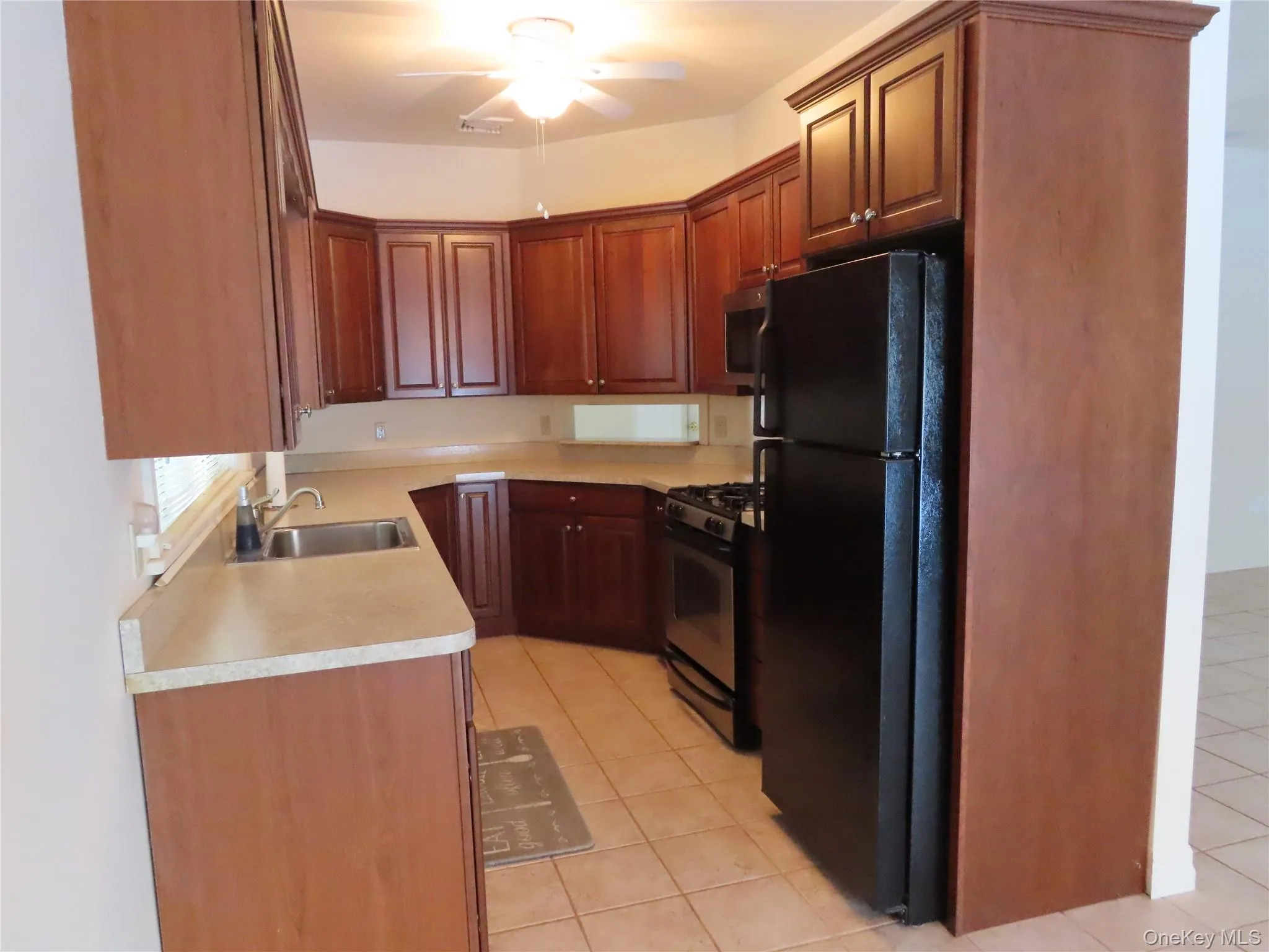 71 Railroad Avenue, Montgomery, NY, 3 Bedrooms Bedrooms, 7 Rooms Rooms,2 BathroomsBathrooms,Residential Lease,For Rent,Railroad,0,964709 71 Railroad Avenue, Montgomery, NY, 3 Bedrooms Bedrooms, 7 Rooms Rooms,2 BathroomsBathrooms,Residential Lease,For Rent,Railroad,0,964709