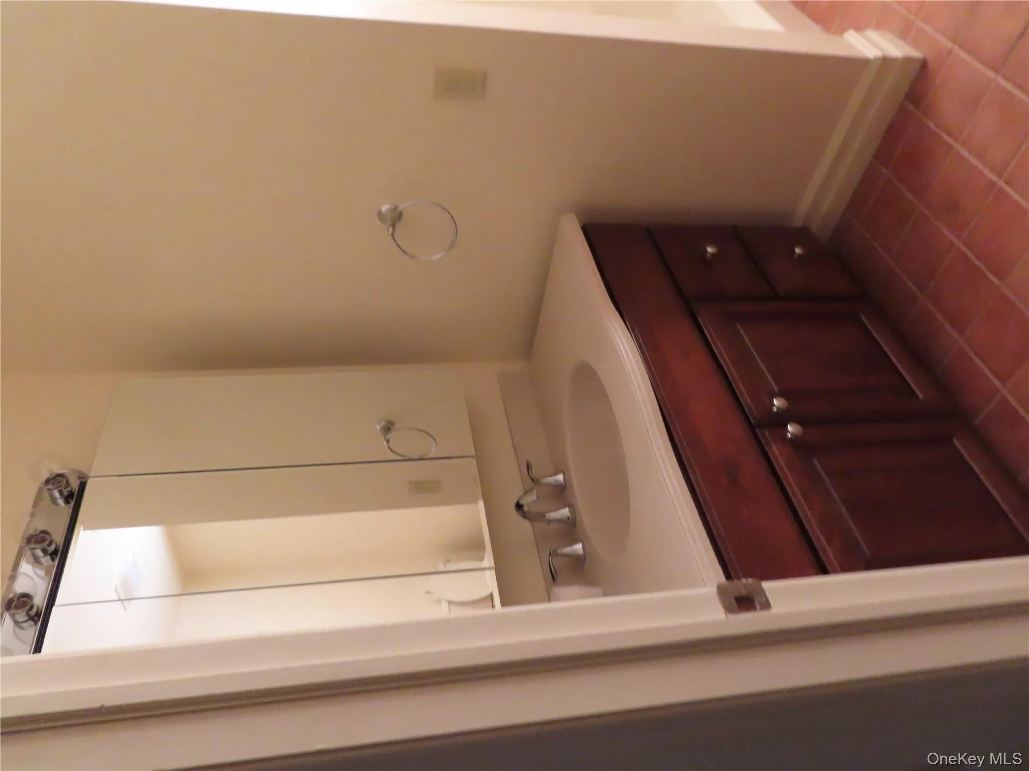 71 Railroad Avenue, Montgomery, NY, 3 Bedrooms Bedrooms, 7 Rooms Rooms,2 BathroomsBathrooms,Residential Lease,For Rent,Railroad,0,964709 71 Railroad Avenue, Montgomery, NY, 3 Bedrooms Bedrooms, 7 Rooms Rooms,2 BathroomsBathrooms,Residential Lease,For Rent,Railroad,0,964709