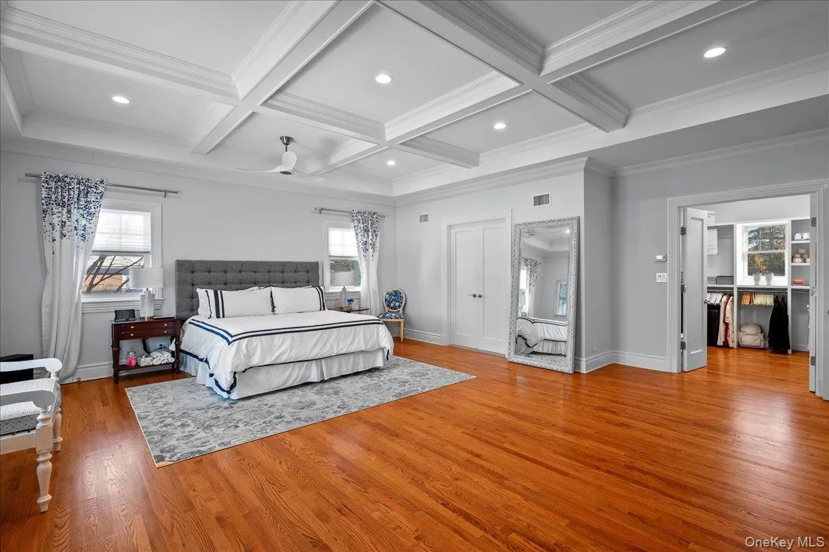 299 STRATTON Road, New Rochelle, NY, 4 Bedrooms Bedrooms, 8 Rooms Rooms,3 BathroomsBathrooms,Residential,For Rent,STRATTON,0,964716 299 STRATTON Road, New Rochelle, NY, 4 Bedrooms Bedrooms, 8 Rooms Rooms,3 BathroomsBathrooms,Residential,For Rent,STRATTON,0,964716