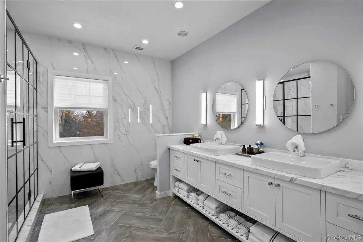 299 STRATTON Road, New Rochelle, NY, 4 Bedrooms Bedrooms, 8 Rooms Rooms,3 BathroomsBathrooms,Residential,For Rent,STRATTON,0,964716 299 STRATTON Road, New Rochelle, NY, 4 Bedrooms Bedrooms, 8 Rooms Rooms,3 BathroomsBathrooms,Residential,For Rent,STRATTON,0,964716