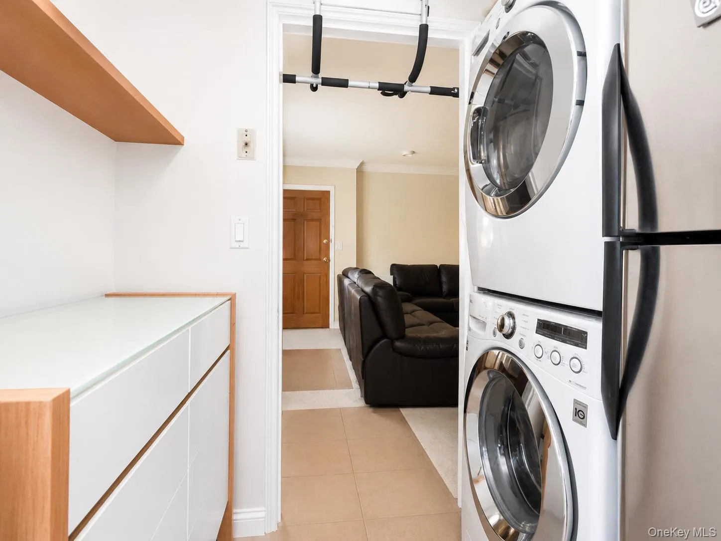 5702 246th Crescent, New York, NY, 3 Bedrooms Bedrooms, 5 Rooms Rooms,1 BathroomBathrooms,Residential,For Rent,246th,0,964719 5702 246th Crescent, New York, NY, 3 Bedrooms Bedrooms, 5 Rooms Rooms,1 BathroomBathrooms,Residential,For Rent,246th,0,964719