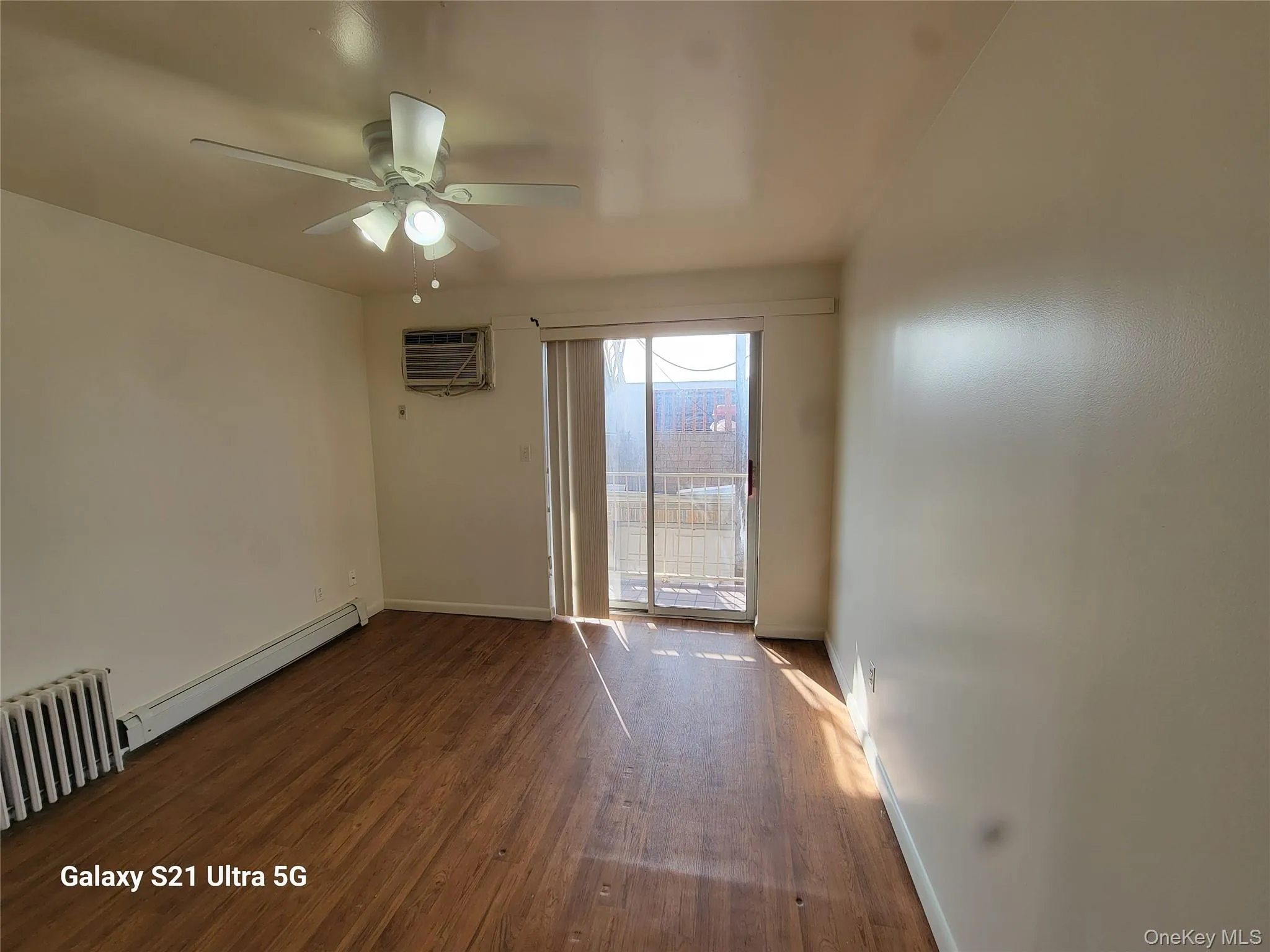 48-82 37th Street, New York, NY, 3 Bedrooms Bedrooms, 7 Rooms Rooms,2 BathroomsBathrooms,Residential Lease,For Rent,37th,0,964730 48-82 37th Street, New York, NY, 3 Bedrooms Bedrooms, 7 Rooms Rooms,2 BathroomsBathrooms,Residential Lease,For Rent,37th,0,964730