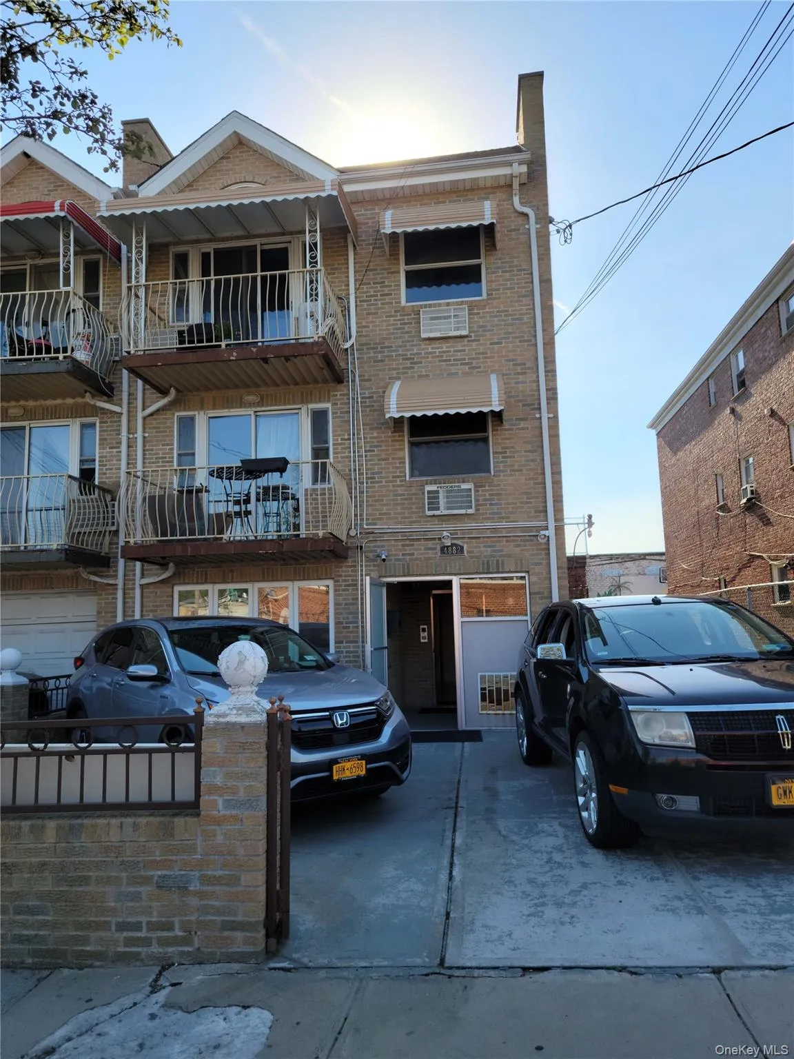 48-82 37th Street, New York, NY, 3 Bedrooms Bedrooms, 7 Rooms Rooms,2 BathroomsBathrooms,Residential Lease,For Rent,37th,0,964730 48-82 37th Street, New York, NY, 3 Bedrooms Bedrooms, 7 Rooms Rooms,2 BathroomsBathrooms,Residential Lease,For Rent,37th,0,964730
